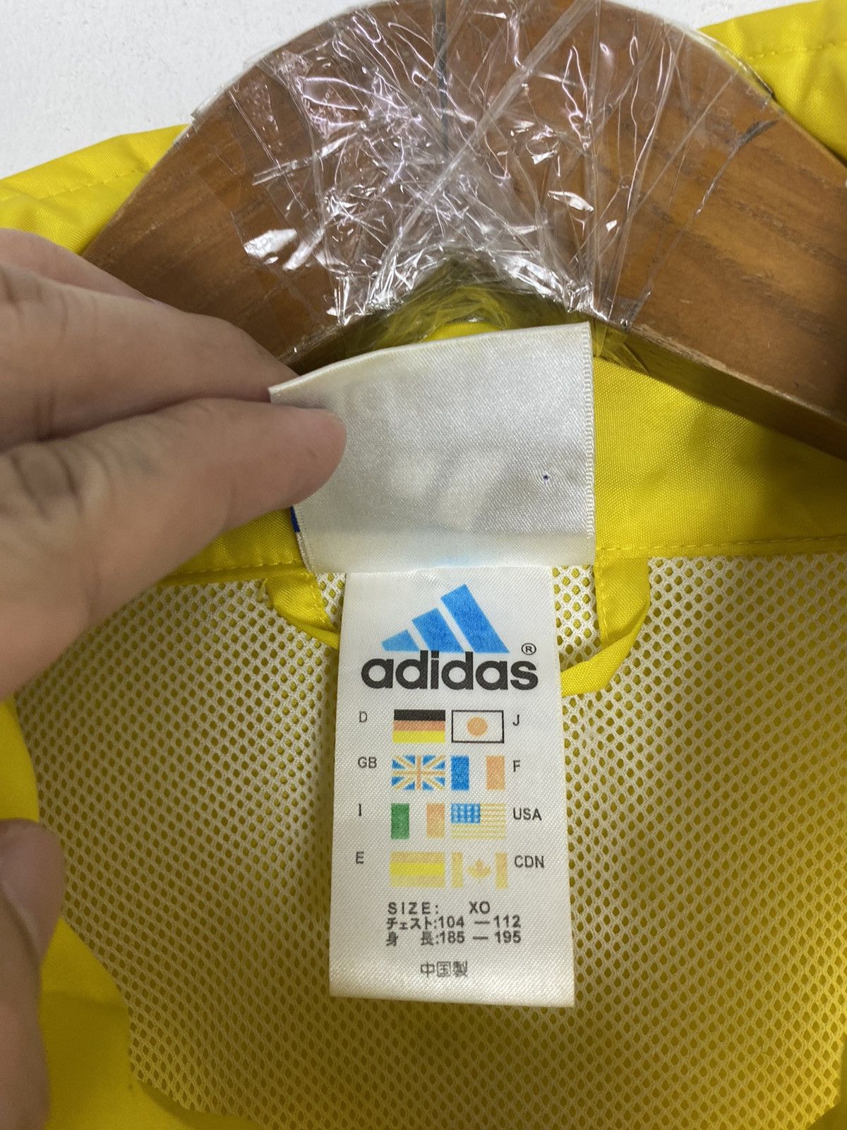 Adidas Rare‼️ Adidas Stripe Kirin Challenge Cup 2002 Light Jacket Size US L / EU 52-54 / 3 - 9 Thumbnail