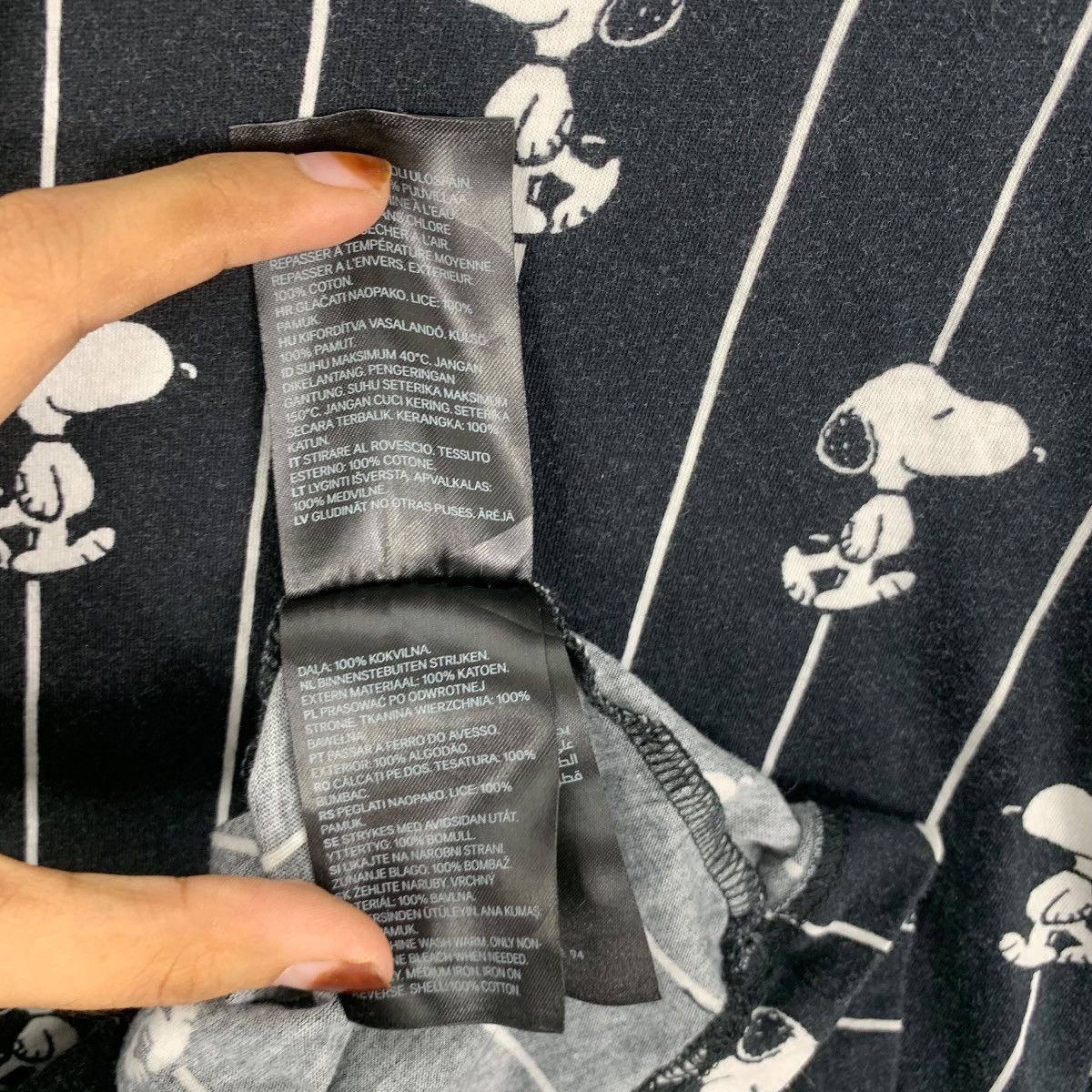 H&M SNOOPY x H&M DIVIDED Collection AOP Peanuts Tee Shirt Top Size S / US 4 / IT 40 - 10 Thumbnail