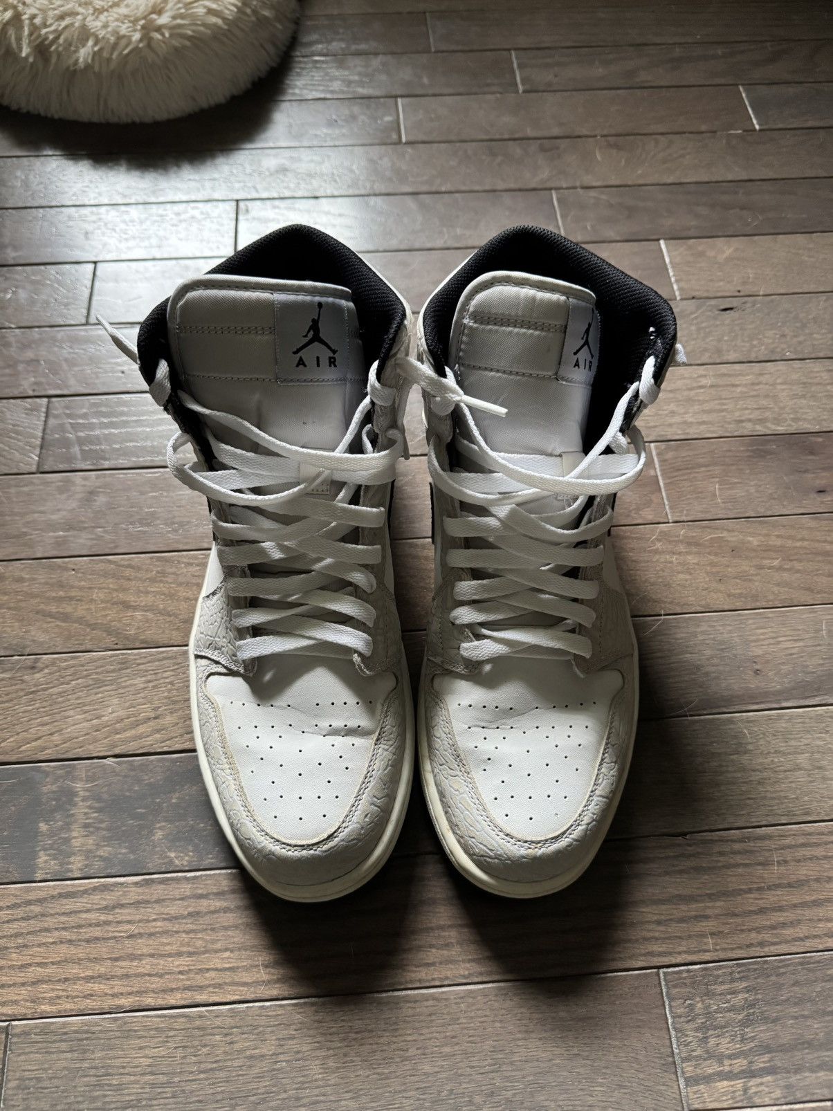 Nike Nike Air Jordan 1 Retro “White Elephants” Size US 11.5 / EU 44-45 - 3 Thumbnail