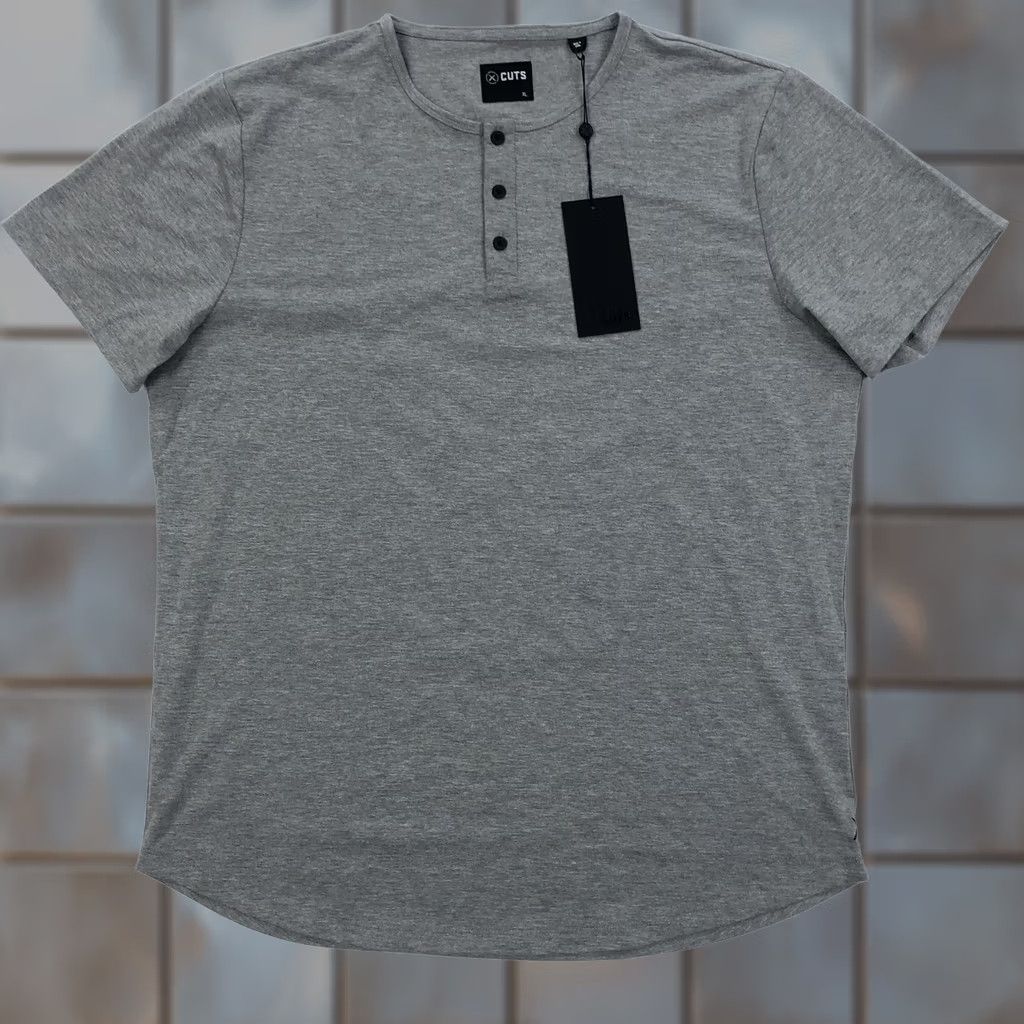 Cuts CUTS Men's Heather Grey Henley T-Shirt XL Curved Hem Button Short Sleeve Athletic Fit Size US XL / EU 56 / 4 - 1 Thumbnail