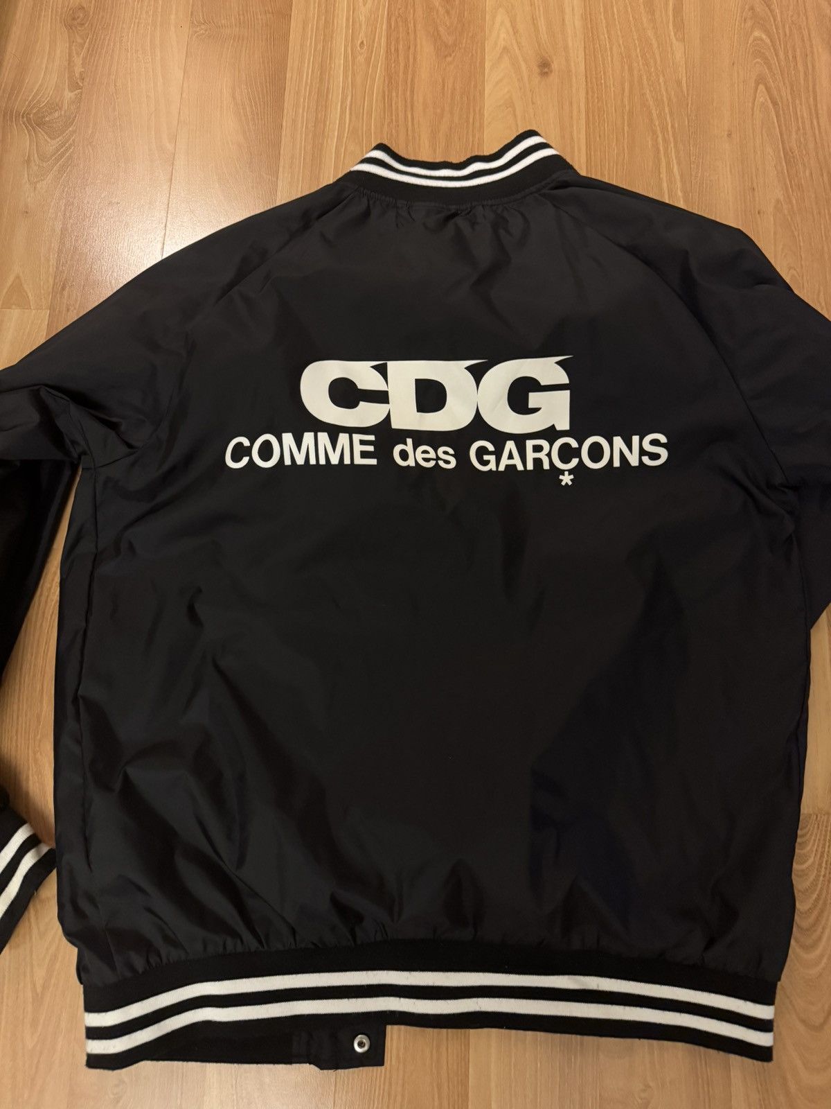 Comme des Garcons comme des garcons varsity nylon jacket CDG size L Size US L / EU 52-54 / 3 - 1 Thumbnail