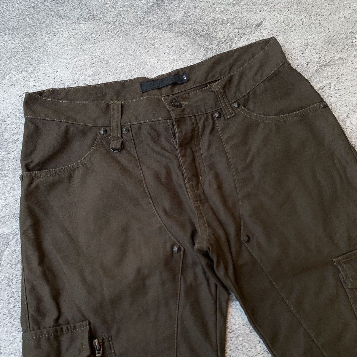 GOSTAR DE FUGA Fuga Studded Zip Cargo Flared Pants Size US 30 / EU 46 - 6 Thumbnail