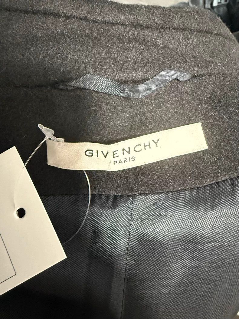 Givenchy Givenchy Size42 High-end Price Assembled Sleeve Big Coat Size US M / EU 48-50 / 2 - 3 Thumbnail