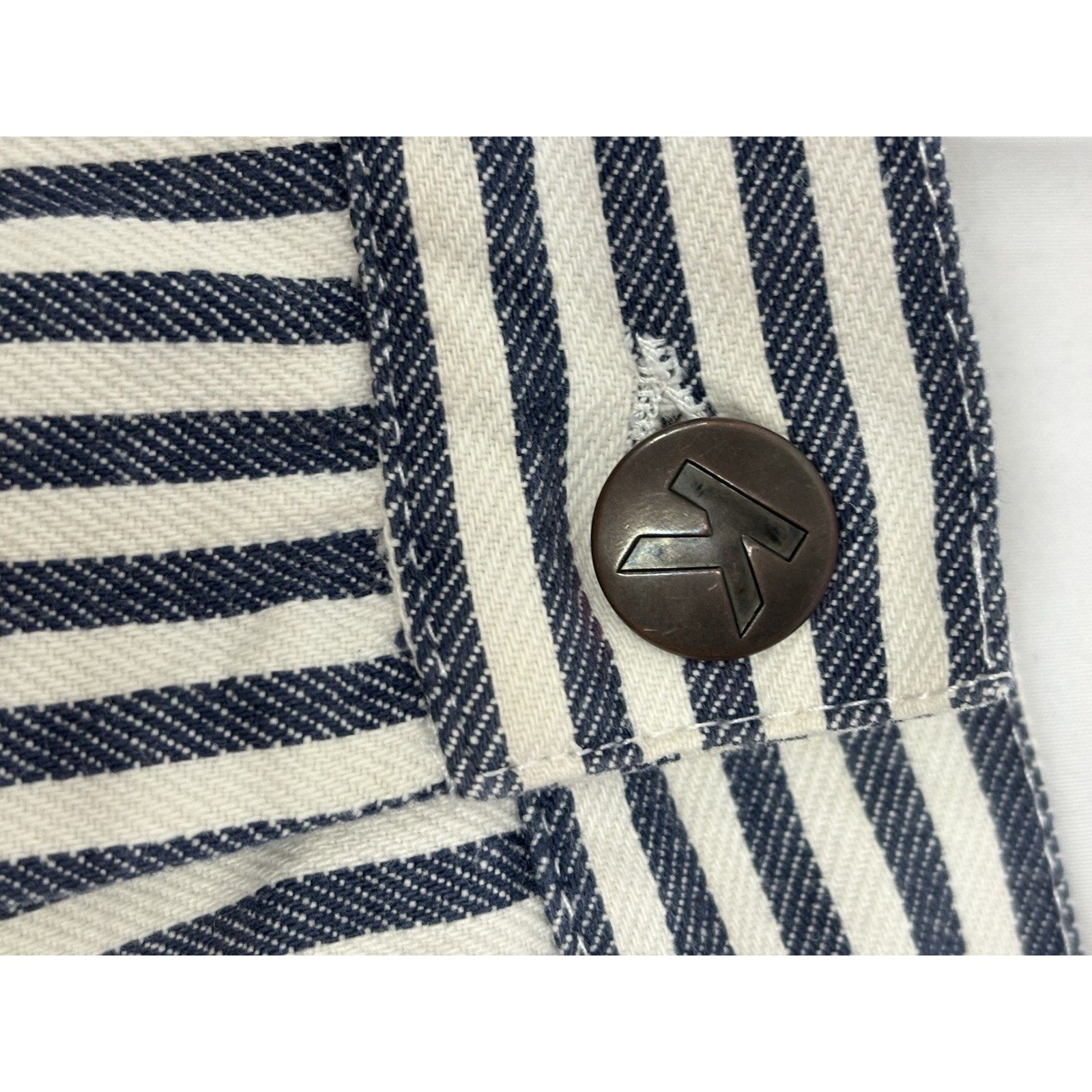 Michael Kors Kors Vintage Michael Kors Blue White Striped Denim Skort 6 Size 28" / US 6 / IT 42 - 7 Thumbnail