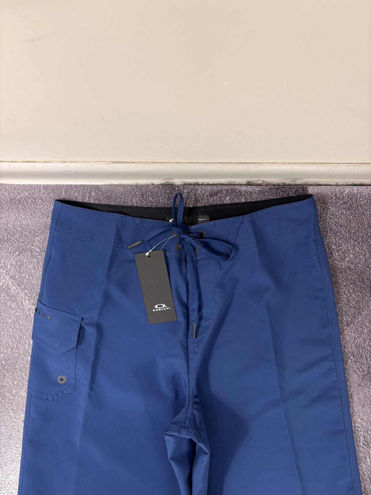 Oakley Oakley Kana 21 Boardshort NWT Men’s Dark Blue Swim Shorts Size US 30 / EU 46 - 6 Thumbnail