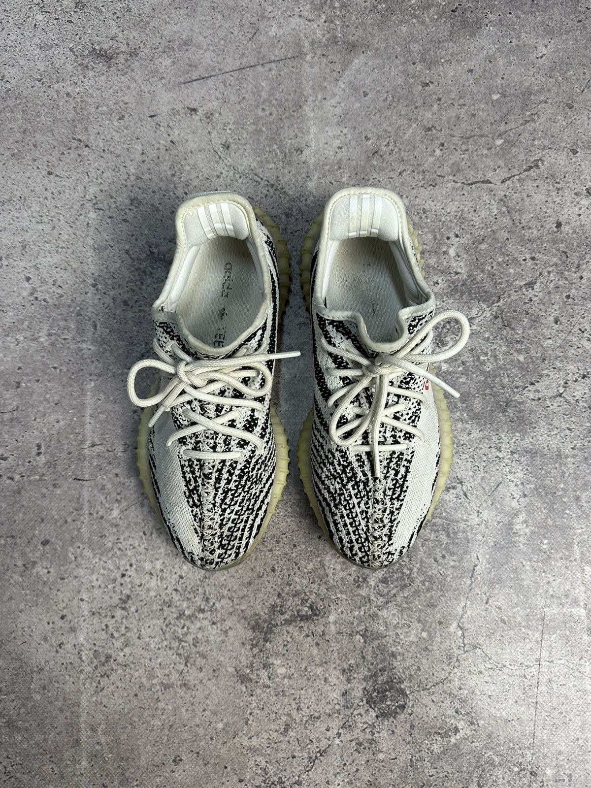 Adidas × Vintage × Yeezy Vintage Adidas Yeezy 350 V2 Zebra Y2K Archival Kanye West Size US 7 / EU 40 - 2 Thumbnail