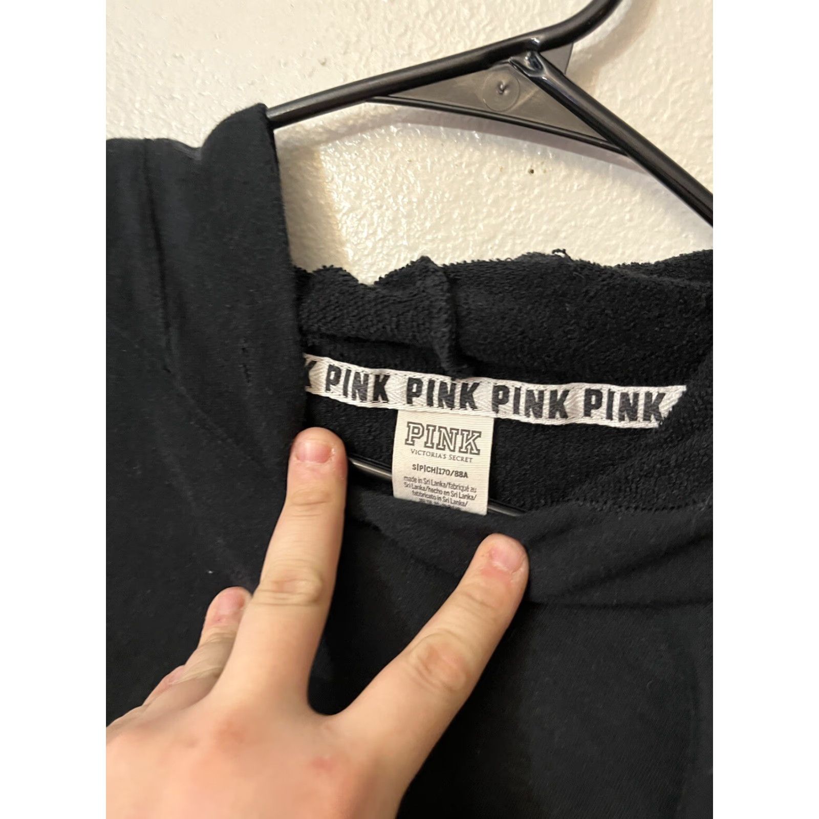 Victoria's Secret VINTAGE Victoria's Secret PINK Hoodie Womens Small Lightweight Black Pullover Activewear Size S / US 4 / IT 40 - 2 Thumbnail