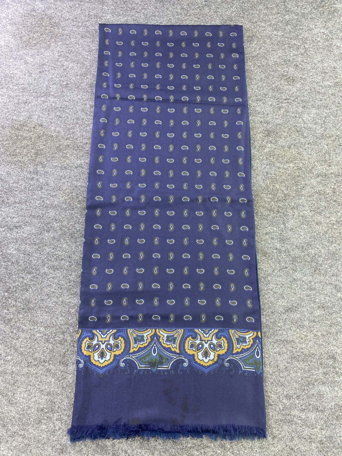 Paul Stuart Paul Stuart Scarf / Muffler / Neckwear -T592 Size ONE SIZE - 3 Thumbnail