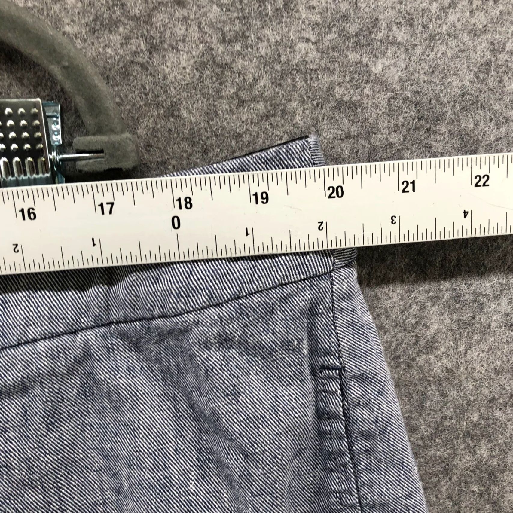 Vintage VINTAGE Lane Bryant Linen Blend Shorts Womens Size 18 Blue 9" Flat Front Casual Summer Size 40" / US 18 - 3 Thumbnail