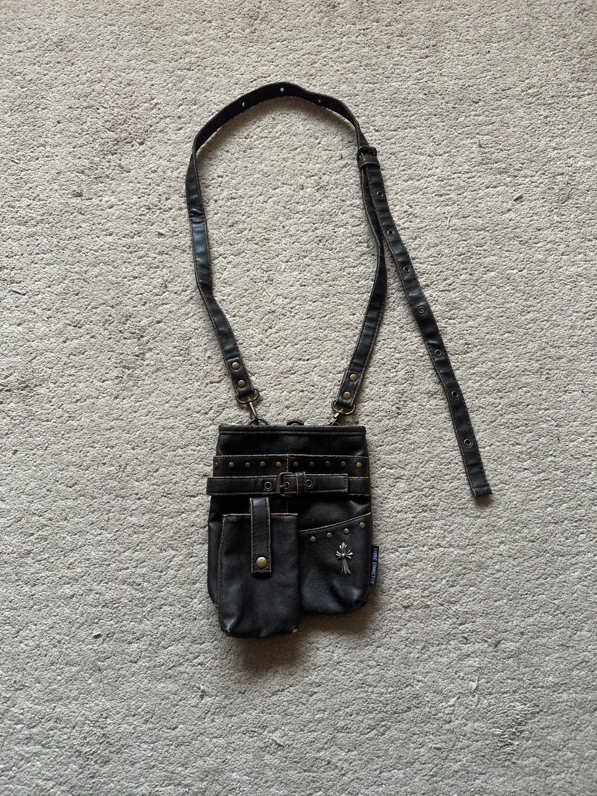 Japanese Brand 2000s Fabric Connection Cross logo Leather Sling Bag Size ONE SIZE - 6 Thumbnail