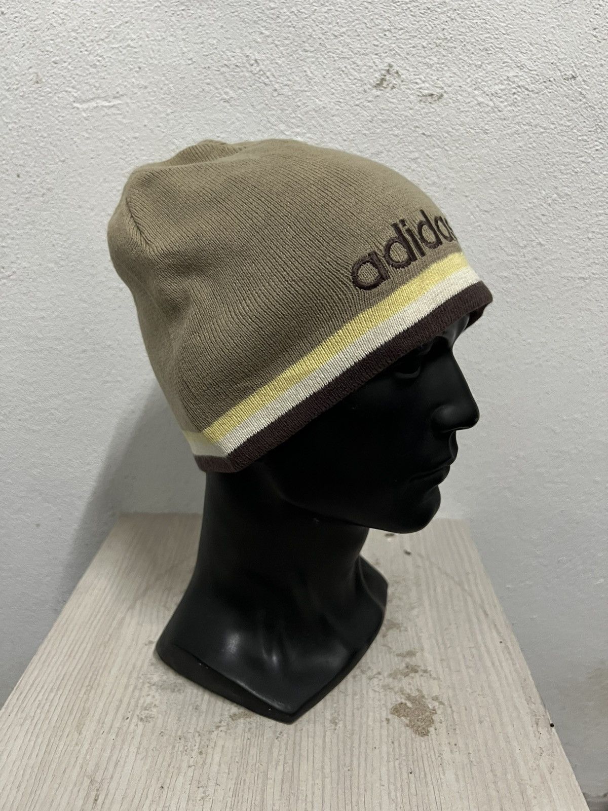 Adidas Vintage Adidas Big Logo Beanie Hat Size ONE SIZE - 4 Thumbnail