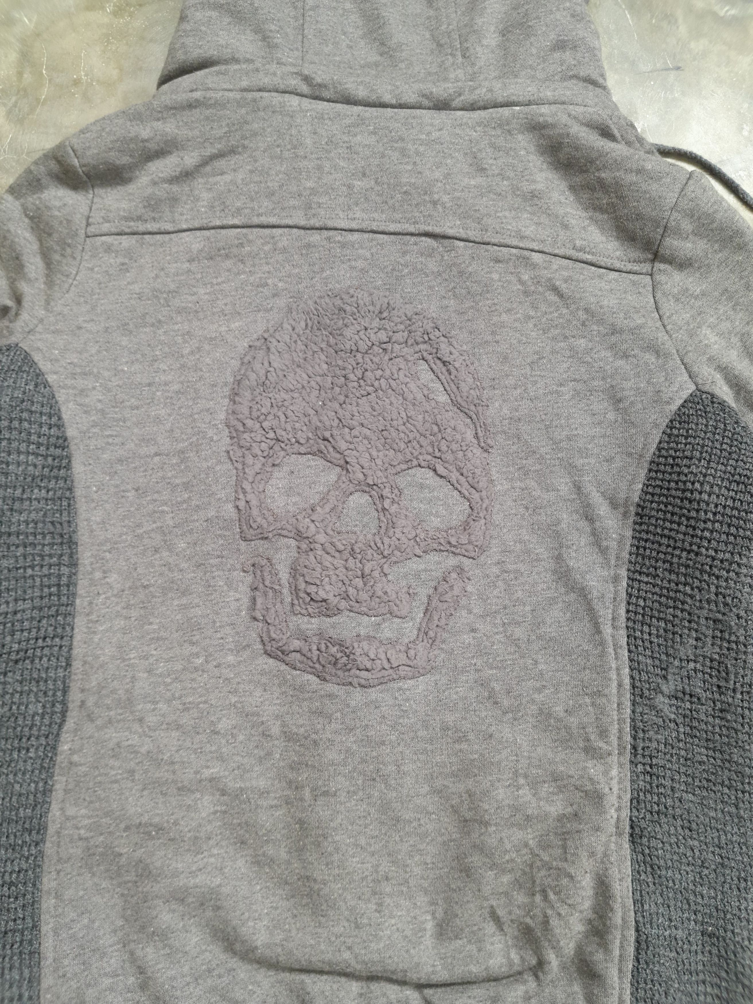 Japanese Brand 2000s Heaven And Earth - Vkei Skull Sherpa Zip Up Hoodie Size US M / EU 48-50 / 2 - 3 Thumbnail