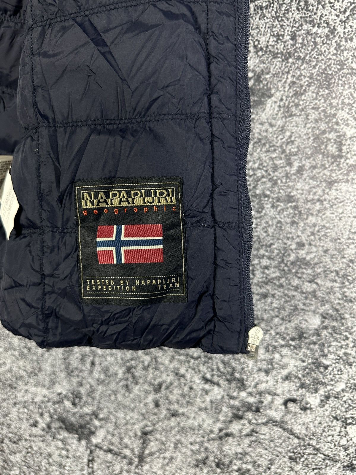 Napapijri Men’s Napapijri Duck Down Gilet Full Zip Vest Outdoor Size S Size US S / EU 44-46 / 1 - 7 Thumbnail