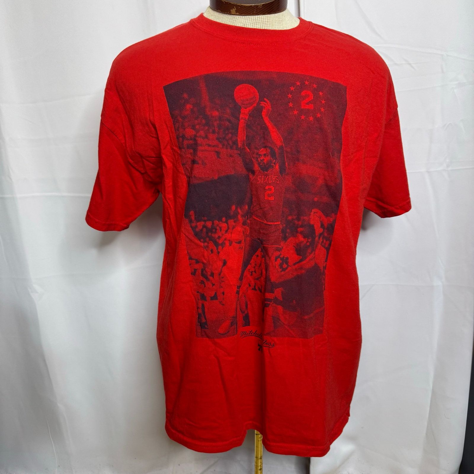 Mitchell & Ness Mitchell & Ness Philadelphia 76ers Moses Malone T Shirt XL Size US XL / EU 56 / 4 - 2 Thumbnail