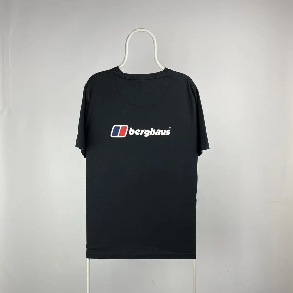 Berghaus Berghaus T-shirt back logo streetwear size XXLARGE Size US XXL / EU 58 / 5 - 2 Thumbnail