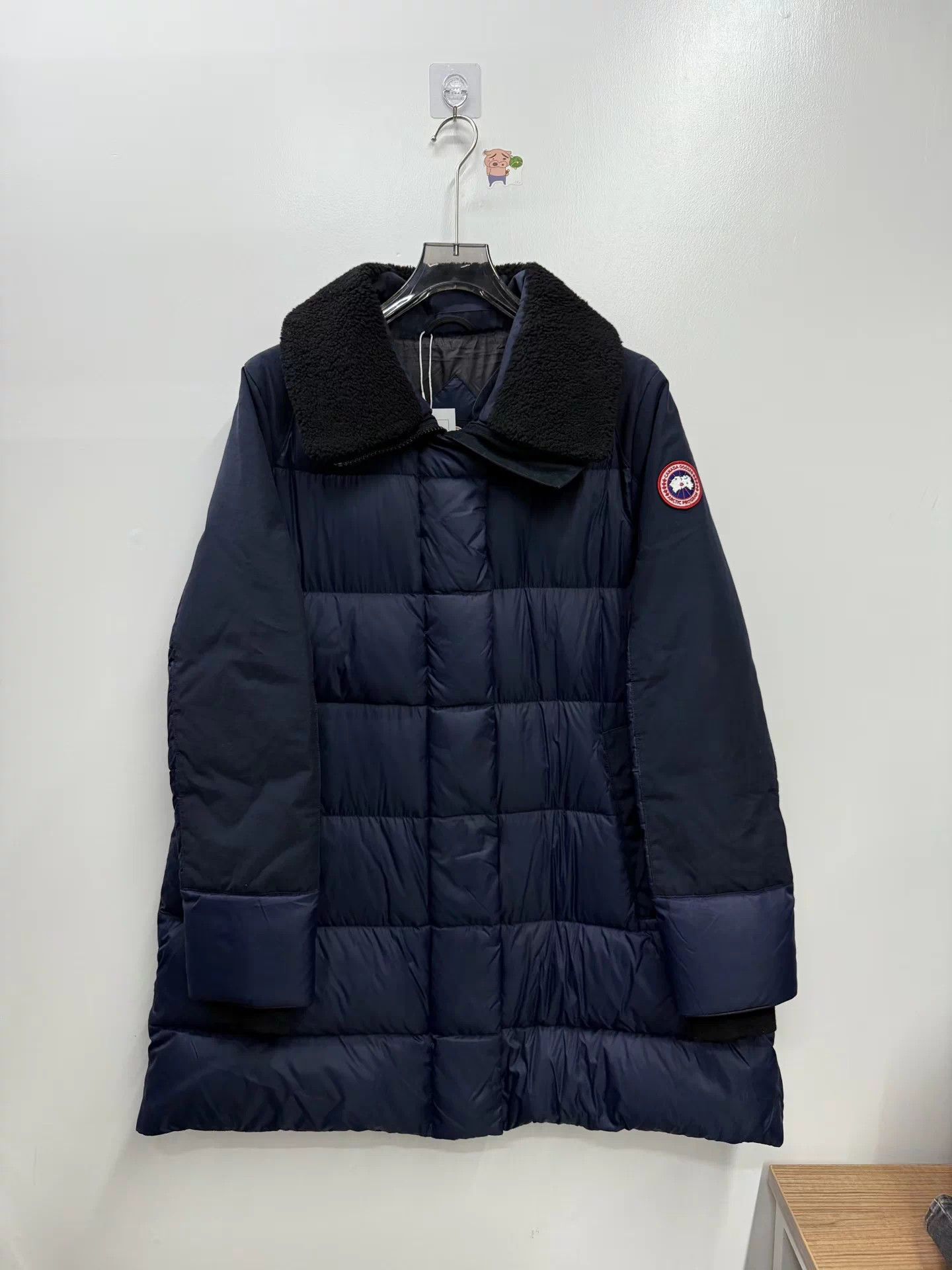 Canada Goose blue collared down XL worn 2x