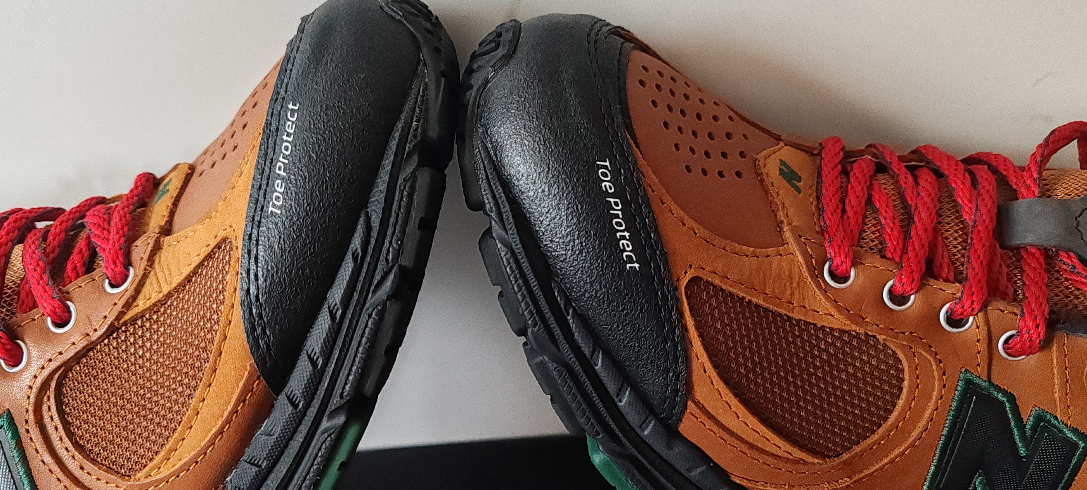 New Balance New Balance 2002 R Pack Baskets En Cuir Marron Tg: 43 Size US 10 / EU 43 - 18 Thumbnail