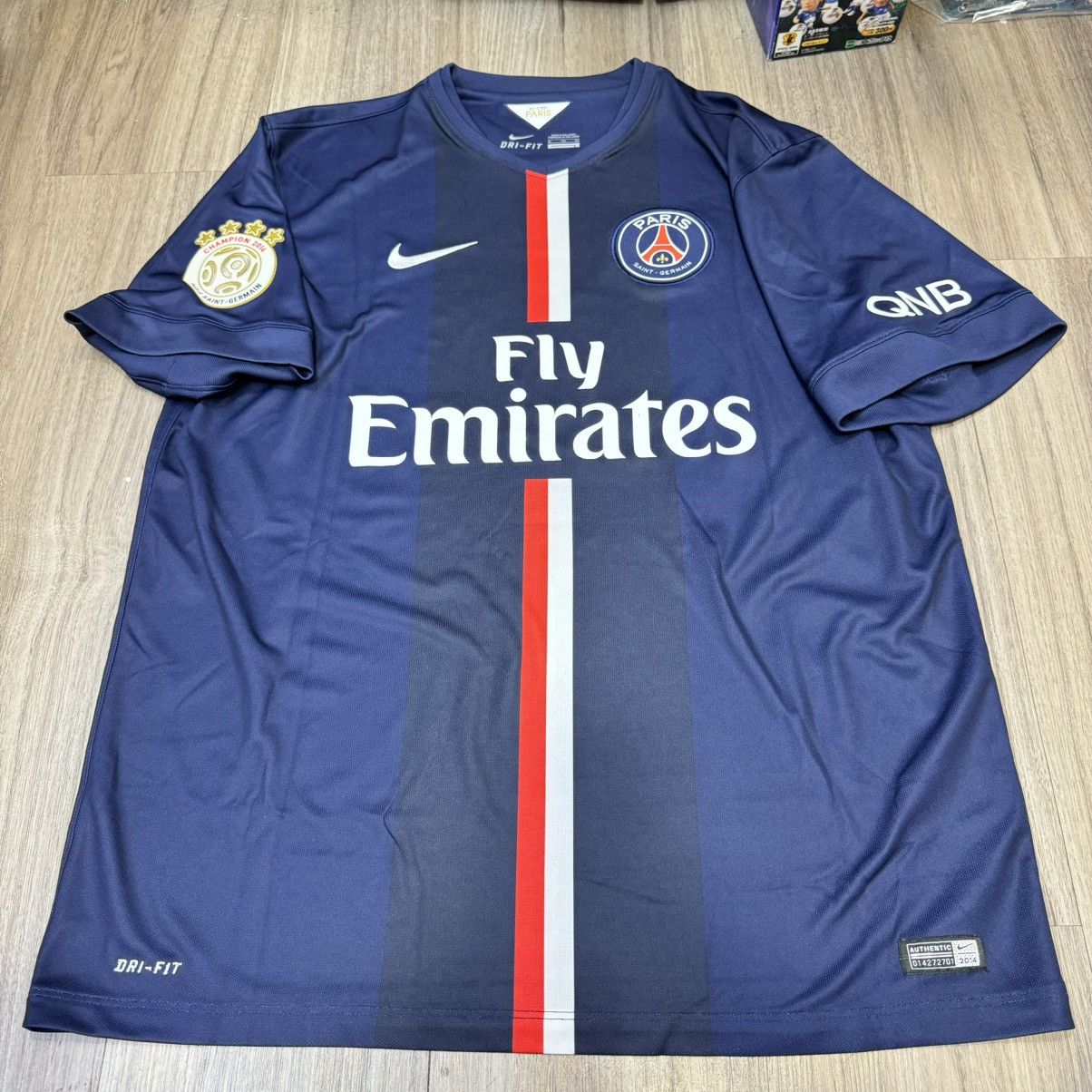 Nike PSG 14/15 home shirt #10 Ibrahimovic Size US XL / EU 56 / 4 - 1 Thumbnail