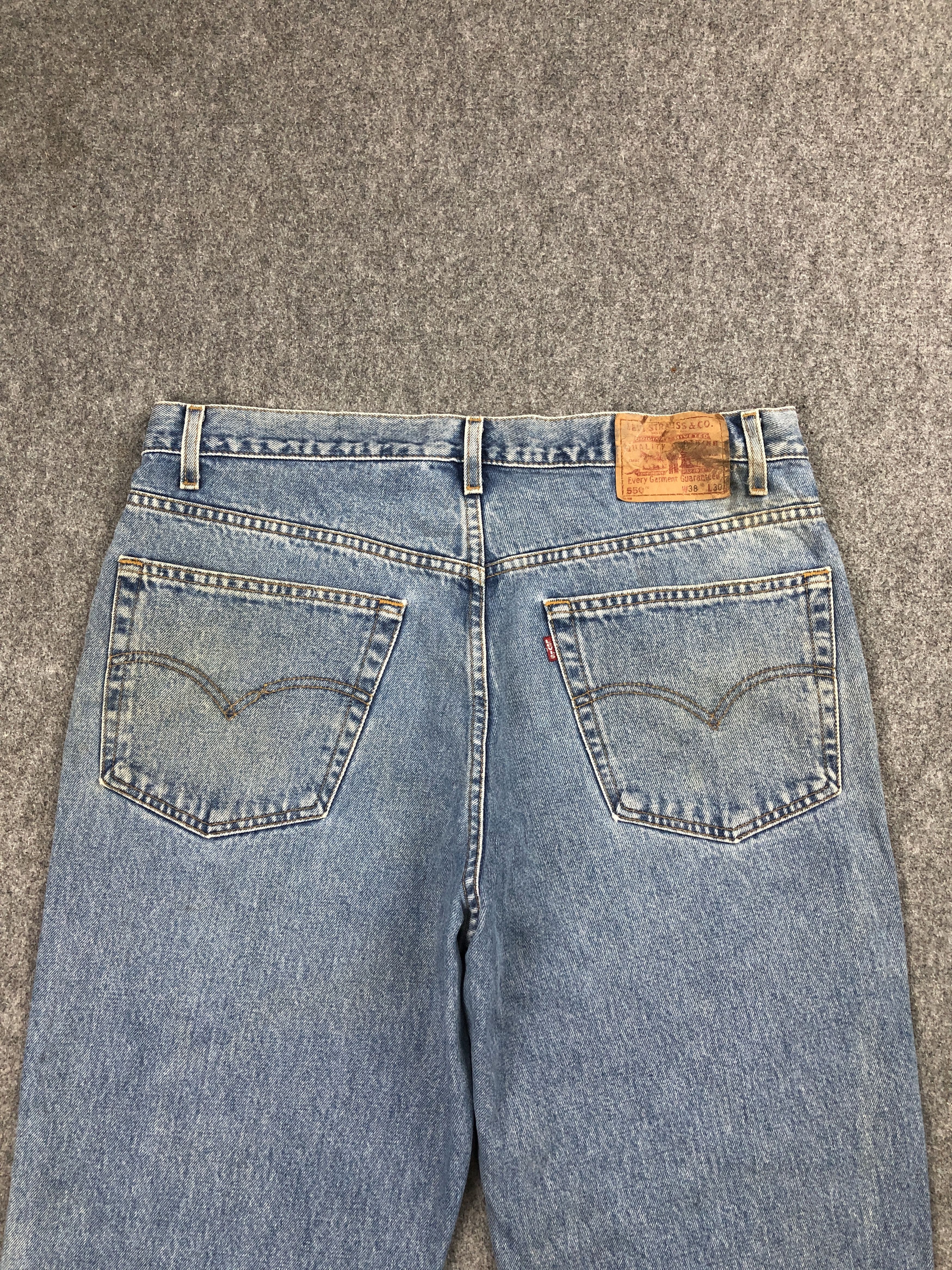 Levi's × Vintage 90s Vintage Levis 550 Light Washed Jeans DP2450 Size US 36 / EU 52 - 4 Thumbnail