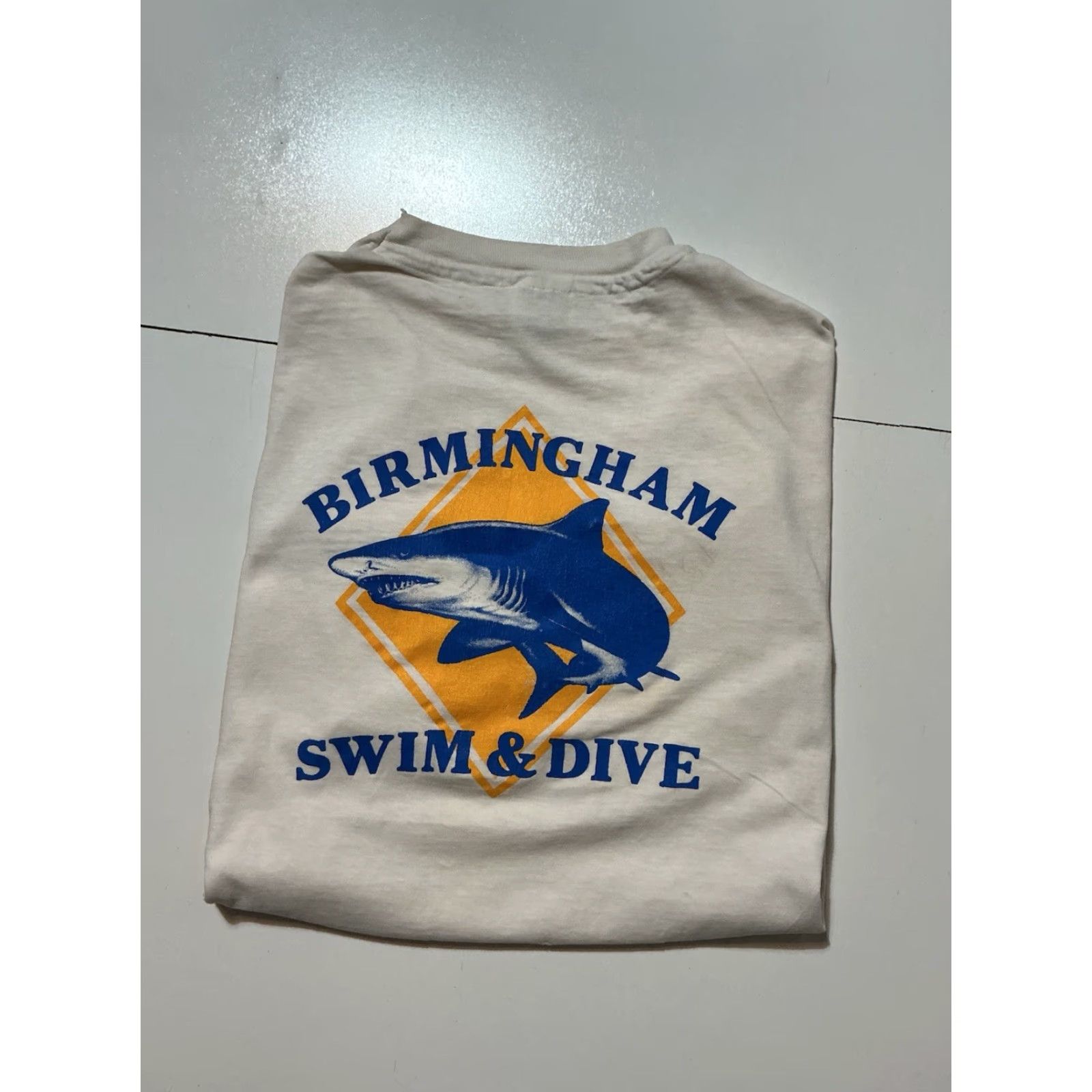 Hanes VINTAGE Hanes Beefy-T T-Shirt Birmingham Swim & Dive Shark Graphic Single Stitch Shirt Men Large White Shark Graphic Mens Size US L / EU 52-54 / 3 - 2 Thumbnail