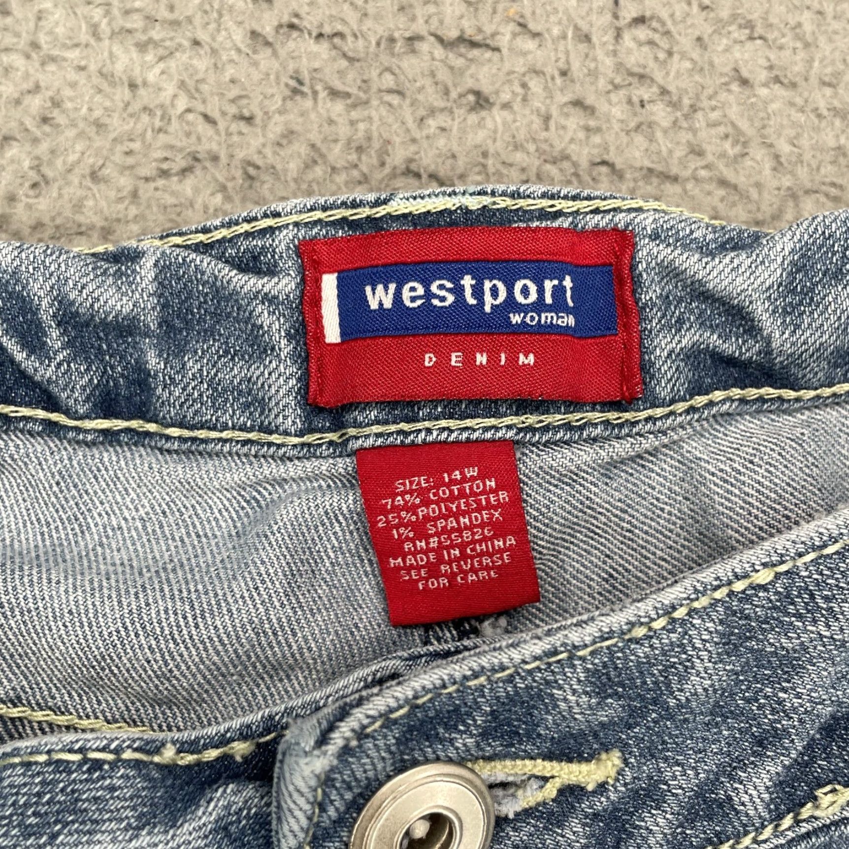 Denime Westport Denim Jean Shorts Lot 2 Women's 36 Cut Off Daisy Dukes Bermuda 90s Y2K Preppy Vintage? Size 25" / US 0 / IT 36 - 4 Thumbnail