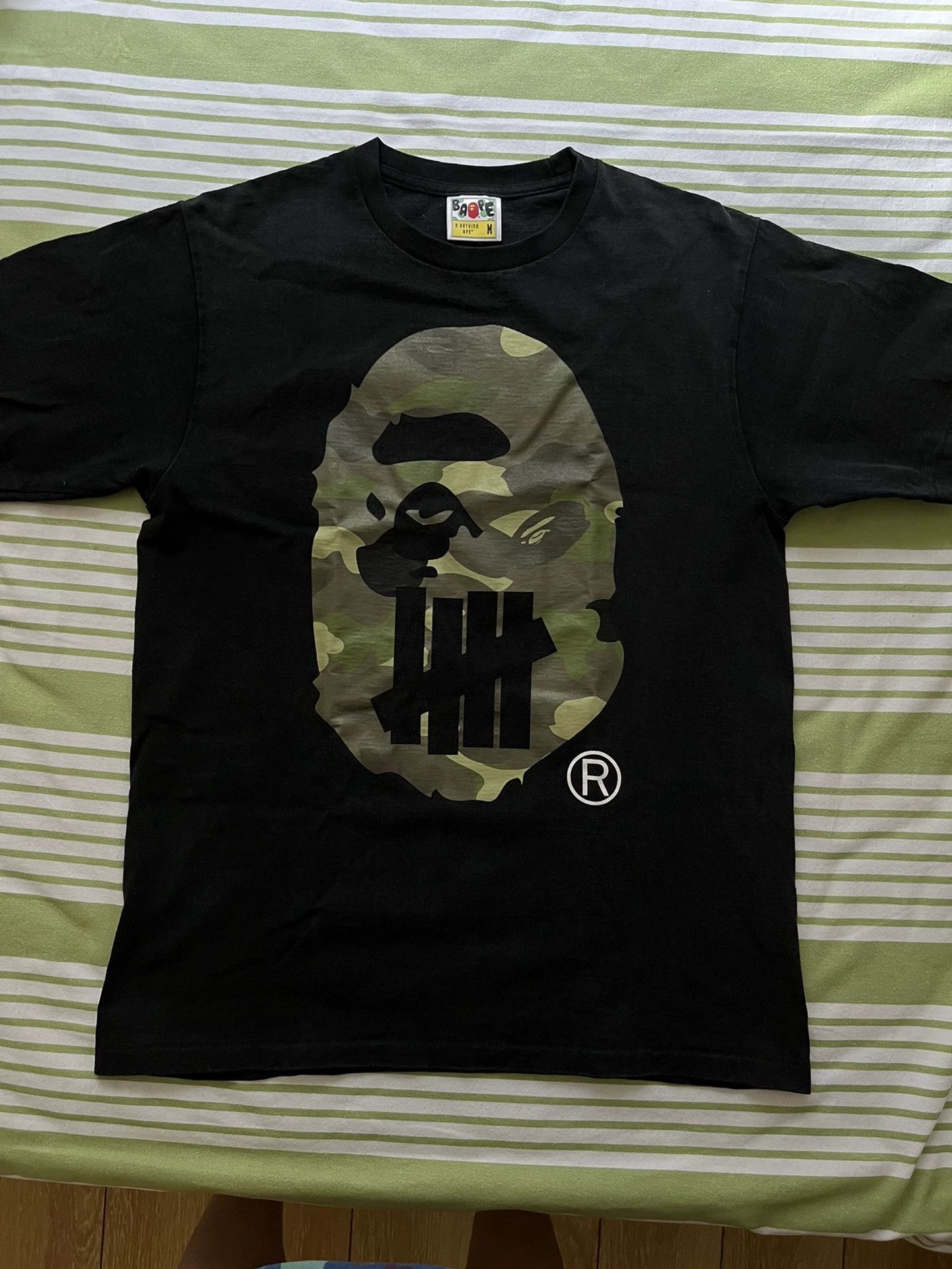Bape Bape UND T-Shirt Casual Short Sleeve Size US M / EU 48-50 / 2 - 1 Thumbnail