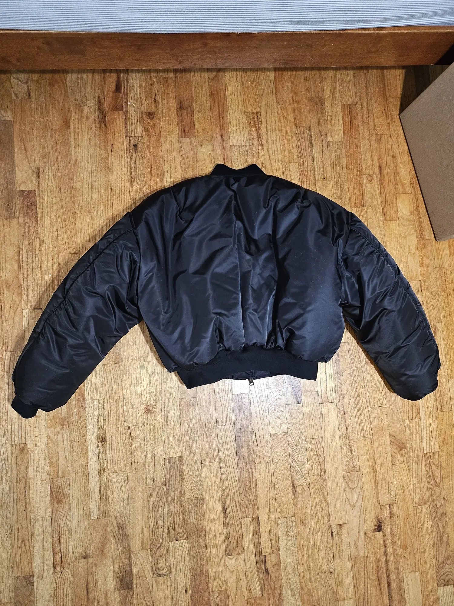 Balenciaga Balenciaga Bomber Jacket Size US S / EU 44-46 / 1 - 2 Thumbnail
