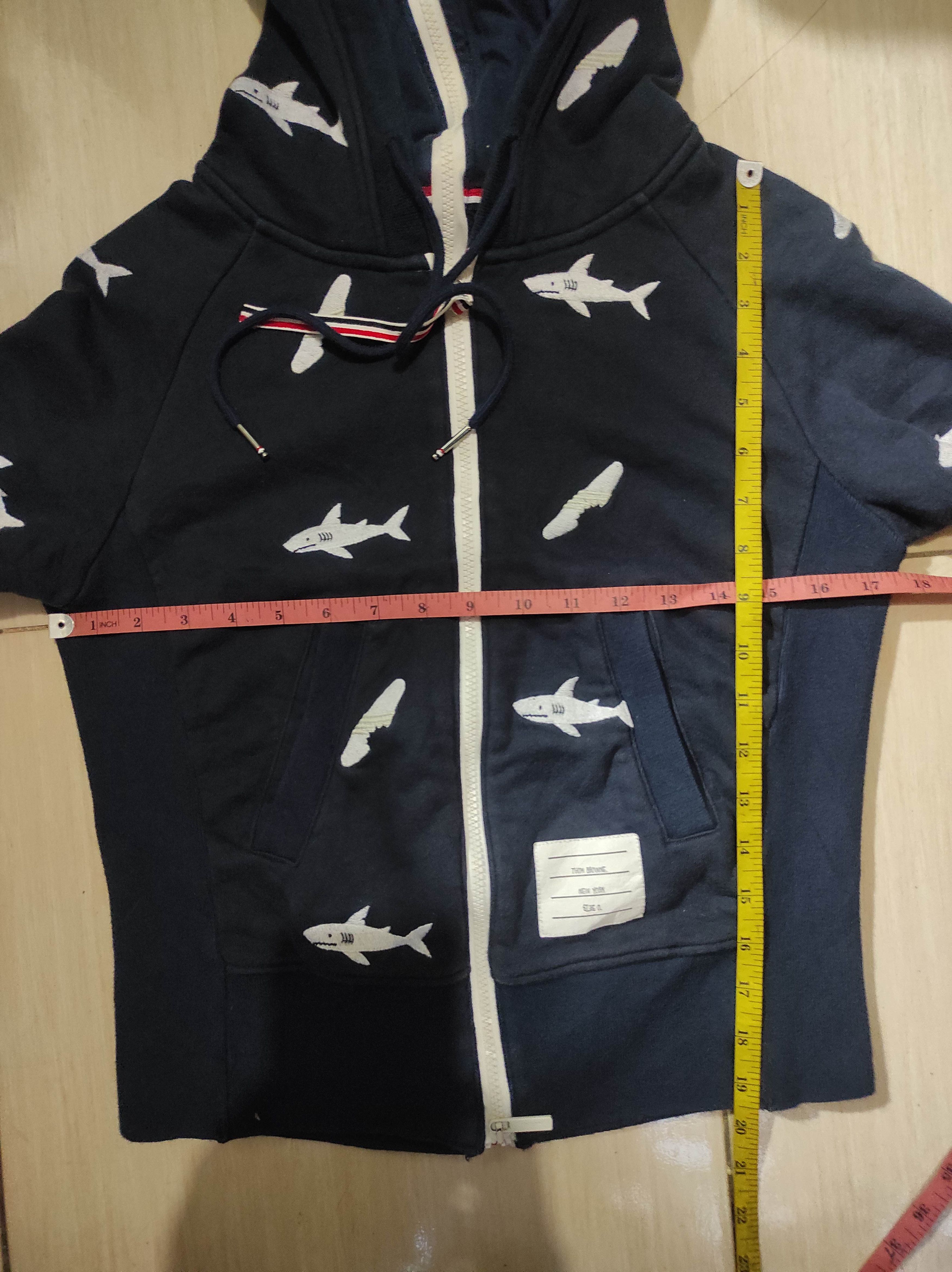 Thom Browne Thom Browne Shark Embroidered Navy Zip Hoodie size 0 Size US XS / EU 42 / 0 - 4 Thumbnail