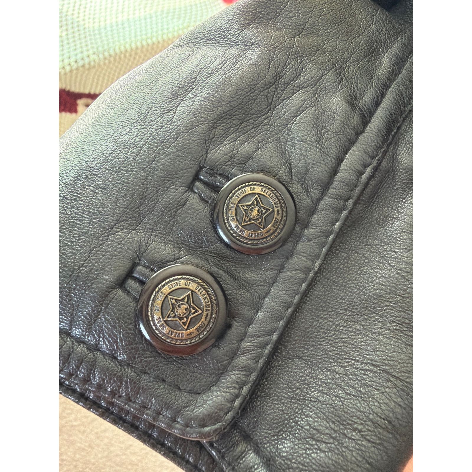 Cedarwood State 0241 Vintage Black Leather Jacket Fur Oklahoma State Seal Size S / US 4 / IT 40 - 3 Thumbnail
