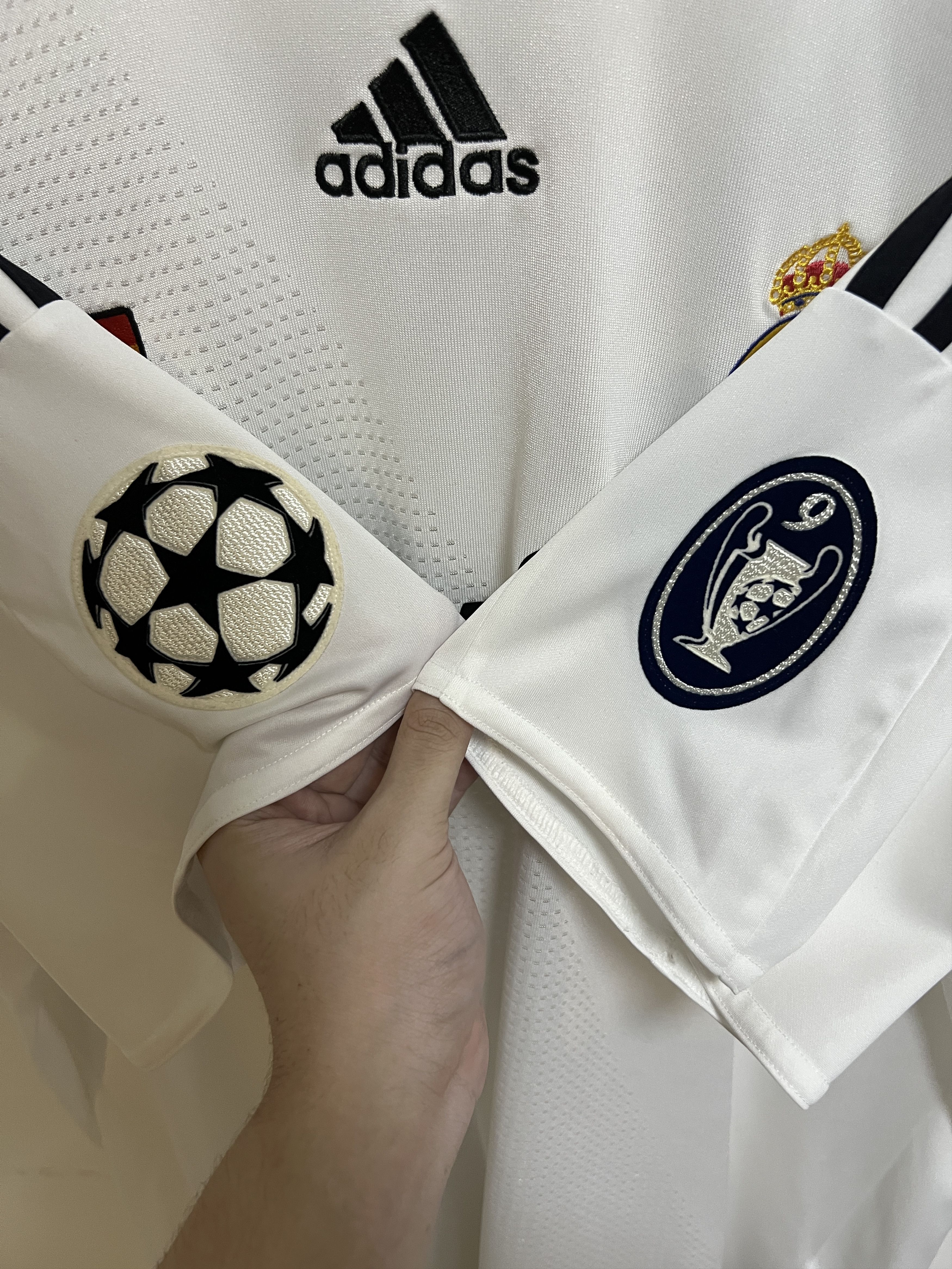 Adidas (XL) Real Madrid 2008-09 Home Kit Robben #11 Size US XL / EU 56 / 4 - 5 Thumbnail