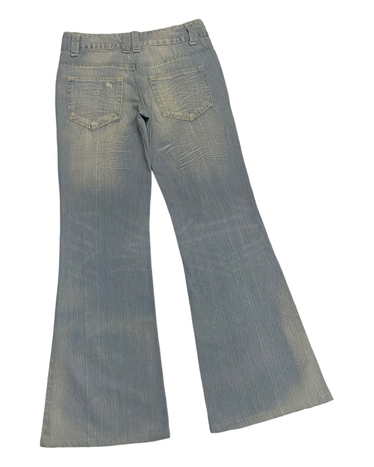 If Six Was Nine FLARED JEANS MUD WASH FLARE DISTRESSED DENIM TRICK GIRL Size US 30 / EU 46 - 4 Thumbnail