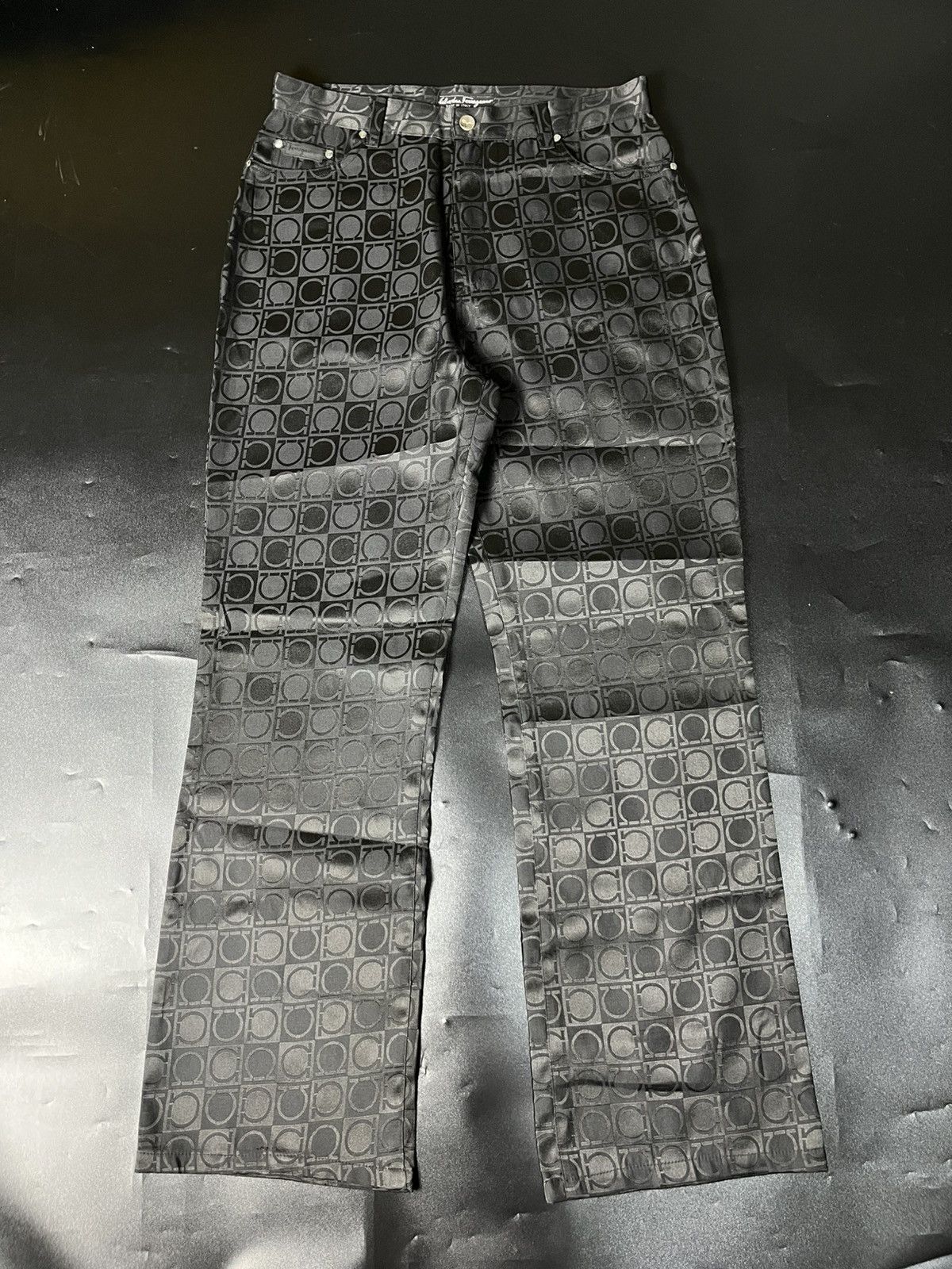 Salvatore Ferragamo Salvatore Ferragamo Monogram Size US 30 / EU 46 - 1 Thumbnail