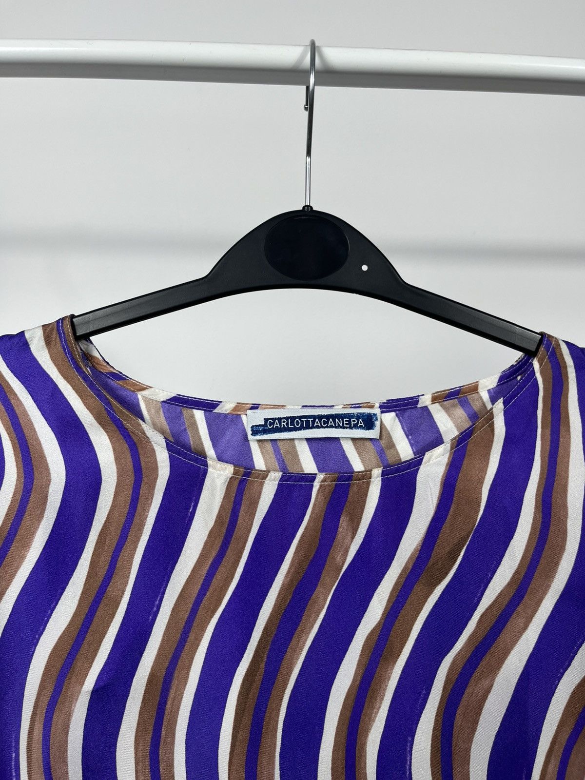 Other Carlotta Canepa 100 percent silk striped blouse Italy Size S / US 4 / IT 40 - 4 Thumbnail