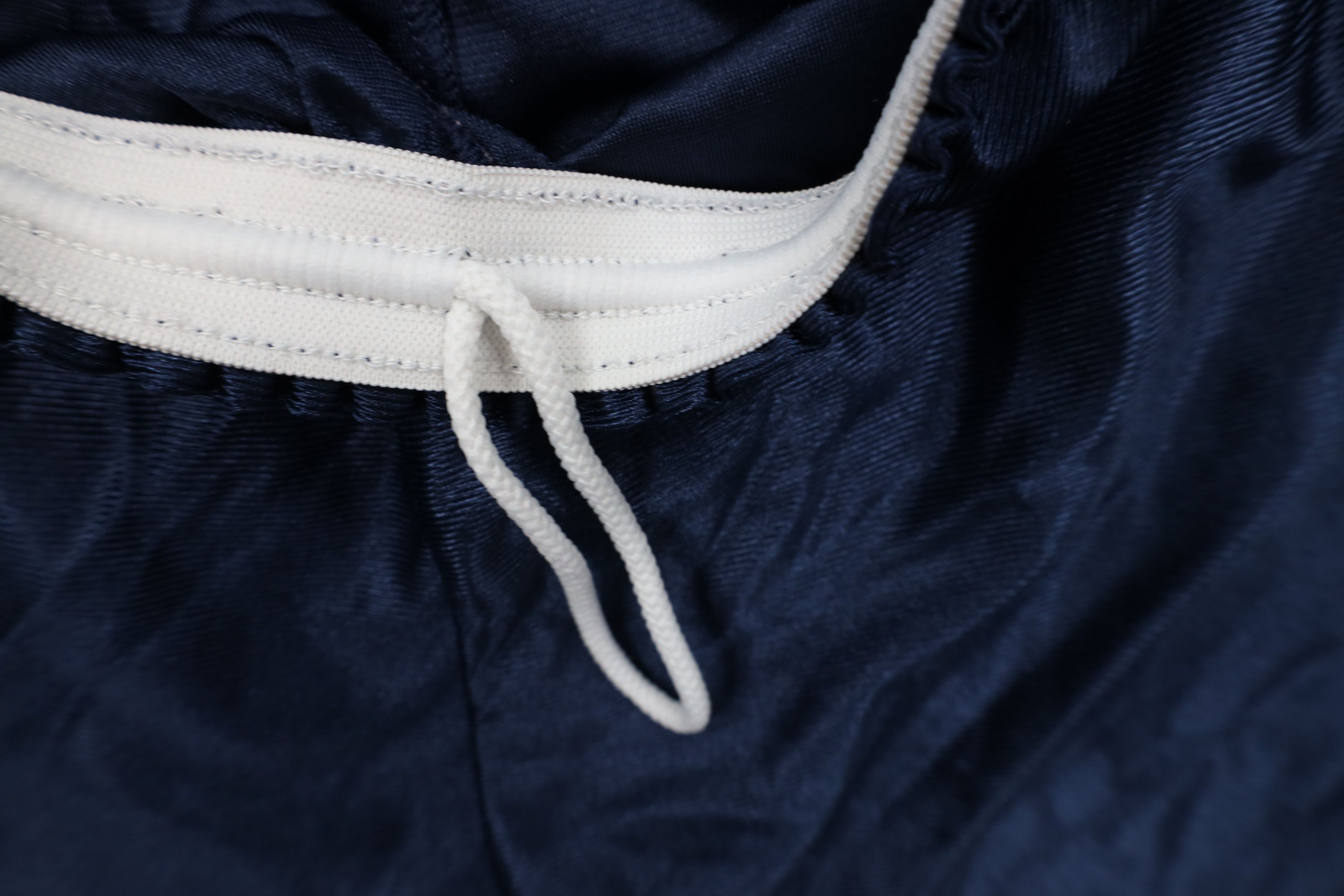 Vintage Vintage 90s Streetwear Nylon Basketball Gym Shorts Blue USA Size US 30 / EU 46 - 5 Thumbnail