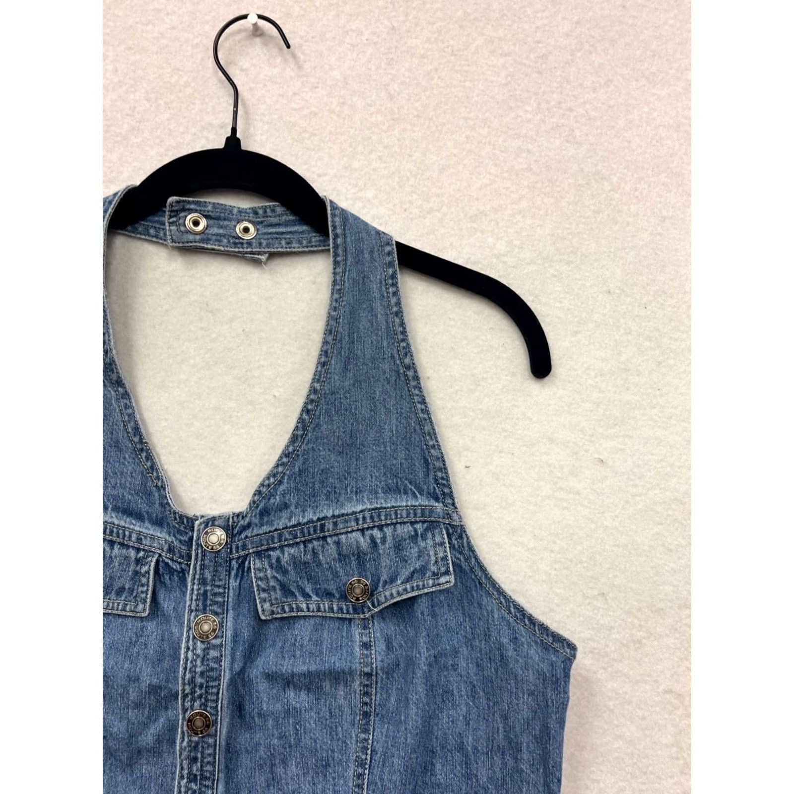 Route 66 Route 66 Denim Halter Top Tank Size 14 Unisex Adults Blue Cotton Denim 100% Button-front Pockets Halter Neck Adjustable Snap Closure Like New Size XL / US 12-14 / IT 48-50 - 7 Thumbnail