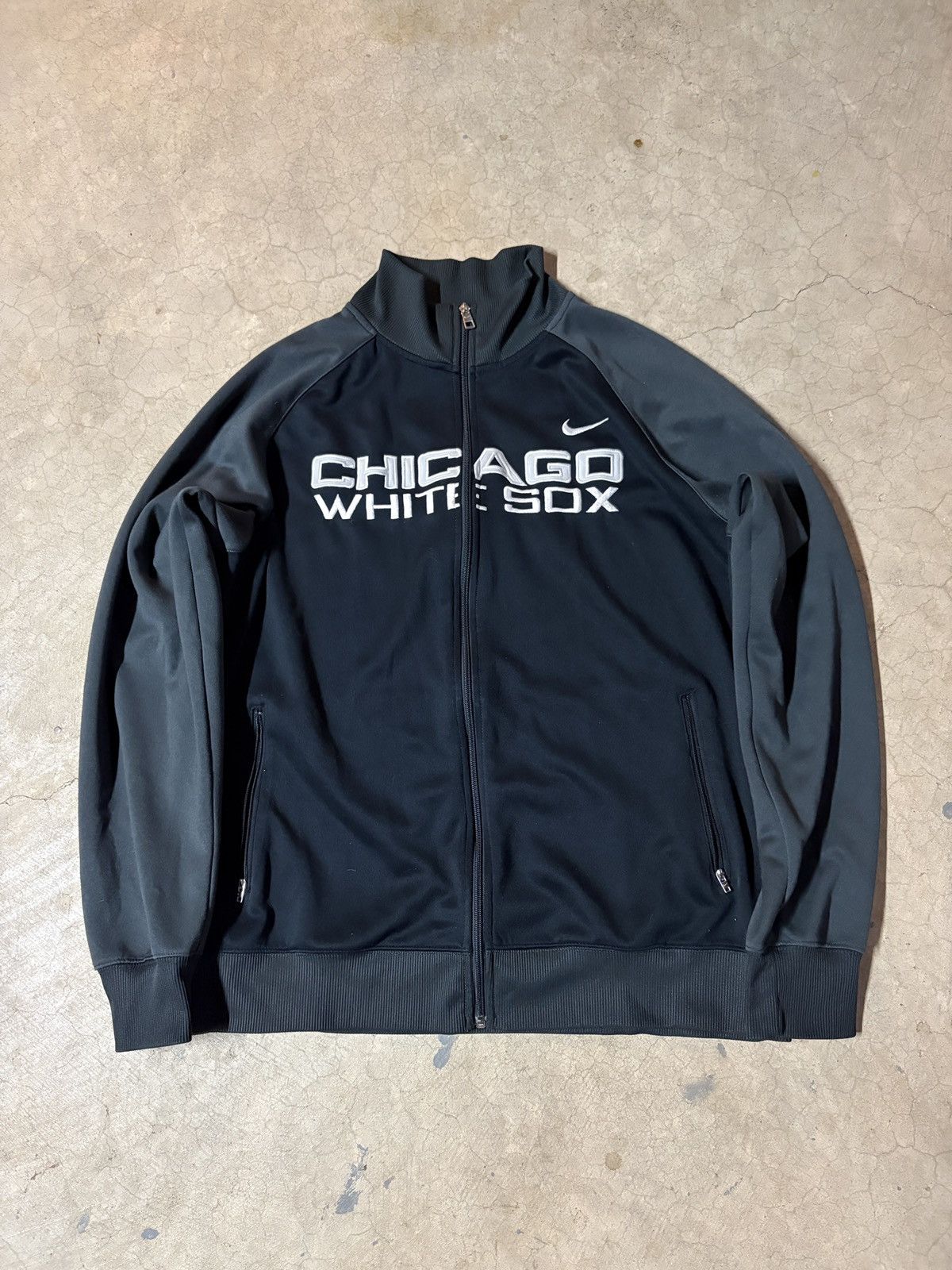 Nike Nike Y2K Chicago White Sox Full Zip Up Track Jacket Black Size US XL / EU 56 / 4 - 1 Thumbnail