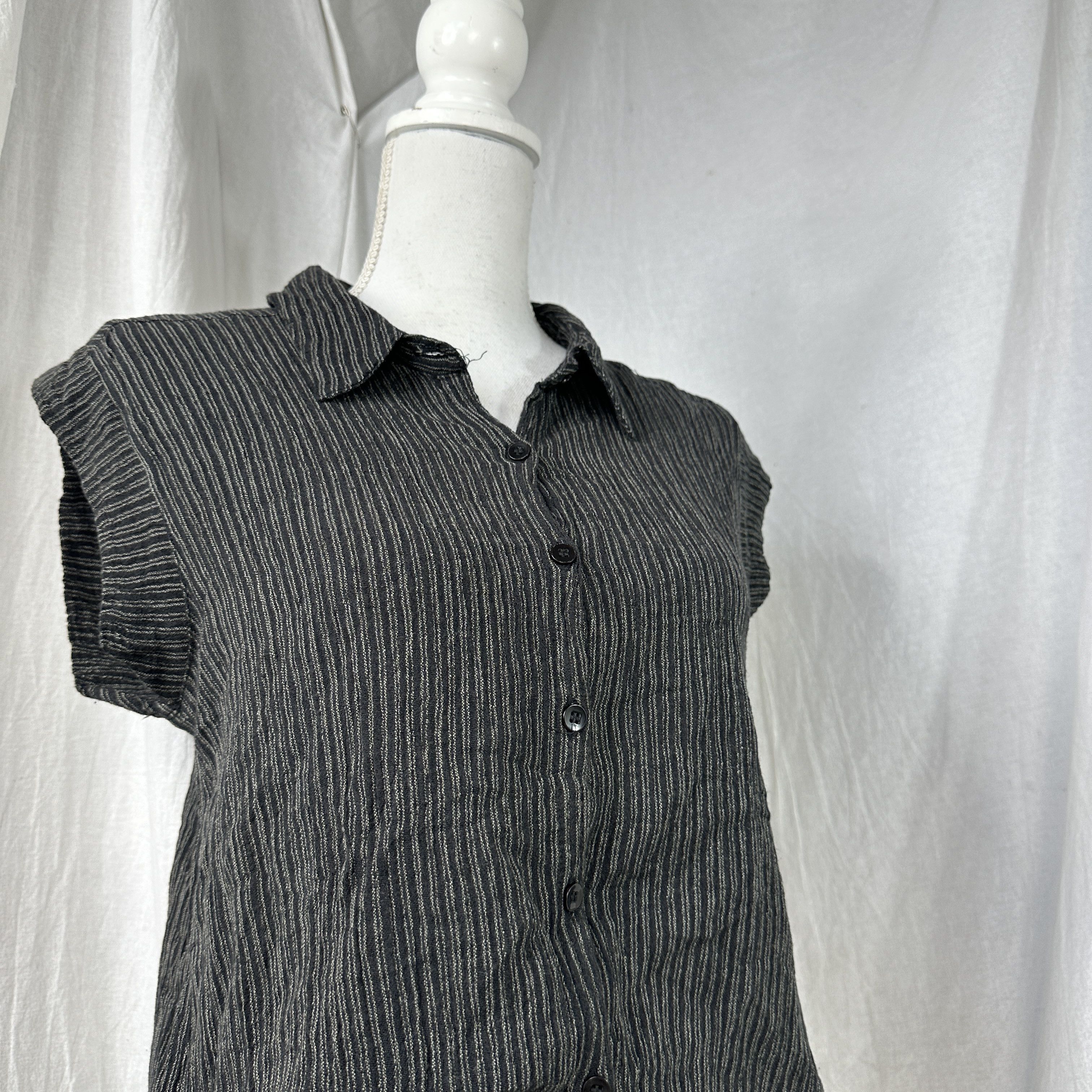 Vintage Vintage 00s Stripped Preppy Short Sleeve Shirt Size M / US 6-8 / IT 42-44 - 3 Thumbnail