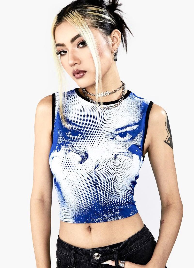 Jaded London Jeded london Y2K T-shirt Dotted Face Print 00's Crop Top Size S / US 4 / IT 40 - 3 Thumbnail