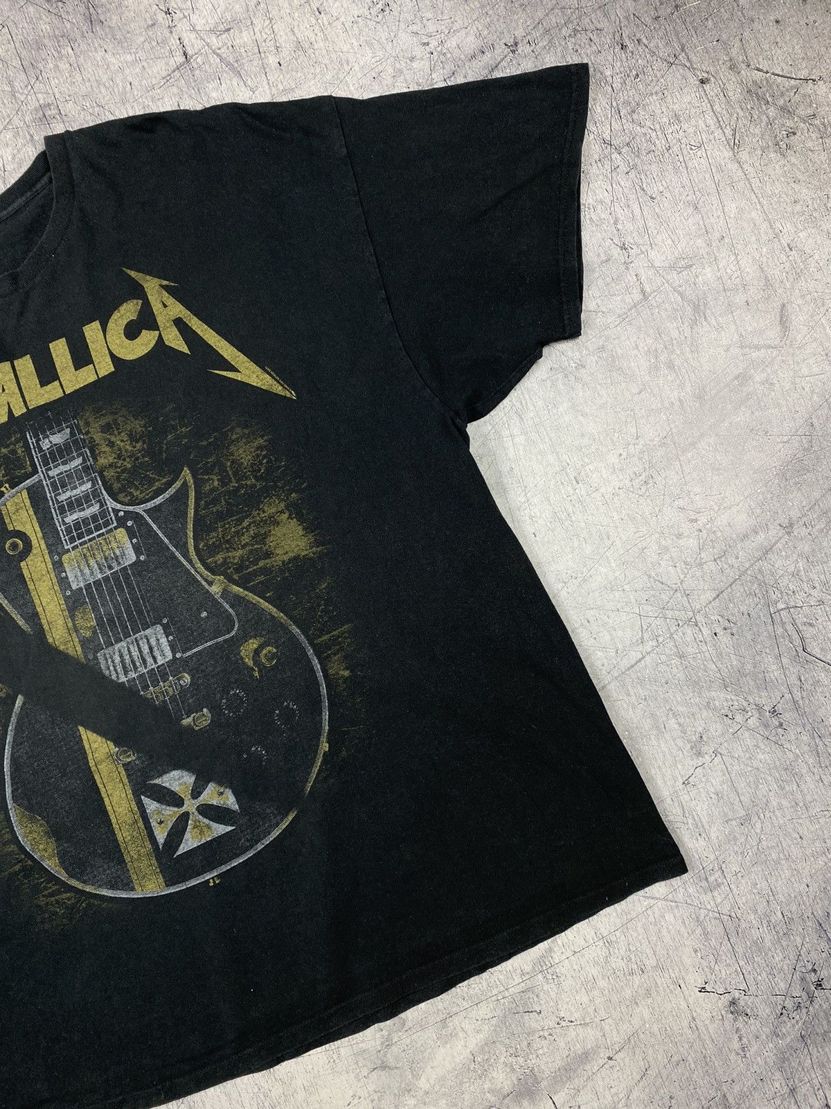 Band Tees Vintage 00s Metallica 2015 Tee T Shirt Size US XXL / EU 58 / 5 - 3 Thumbnail