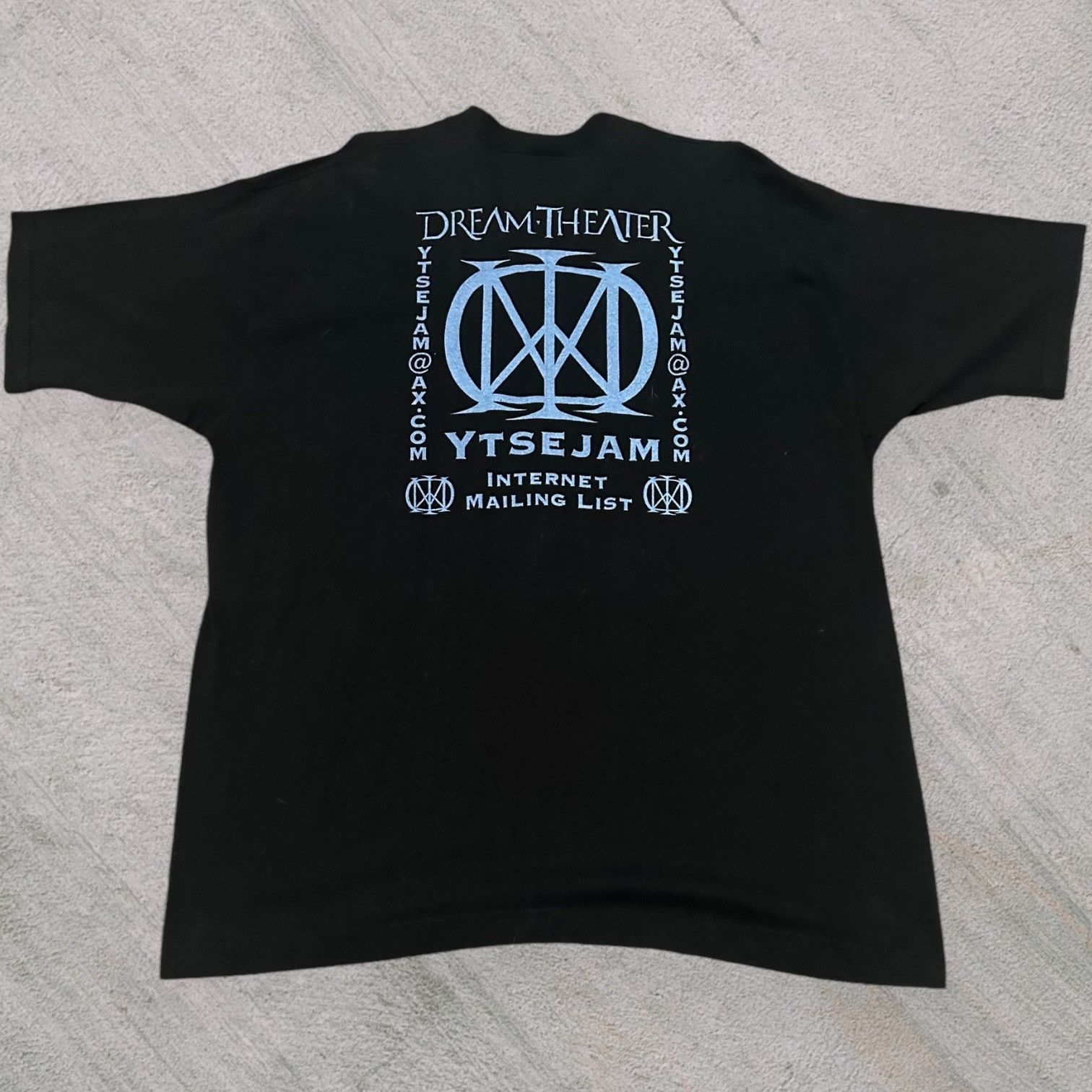 Fruit Of The Loom Dream theater single stitch Size US XXL / EU 58 / 5 - 3 Thumbnail