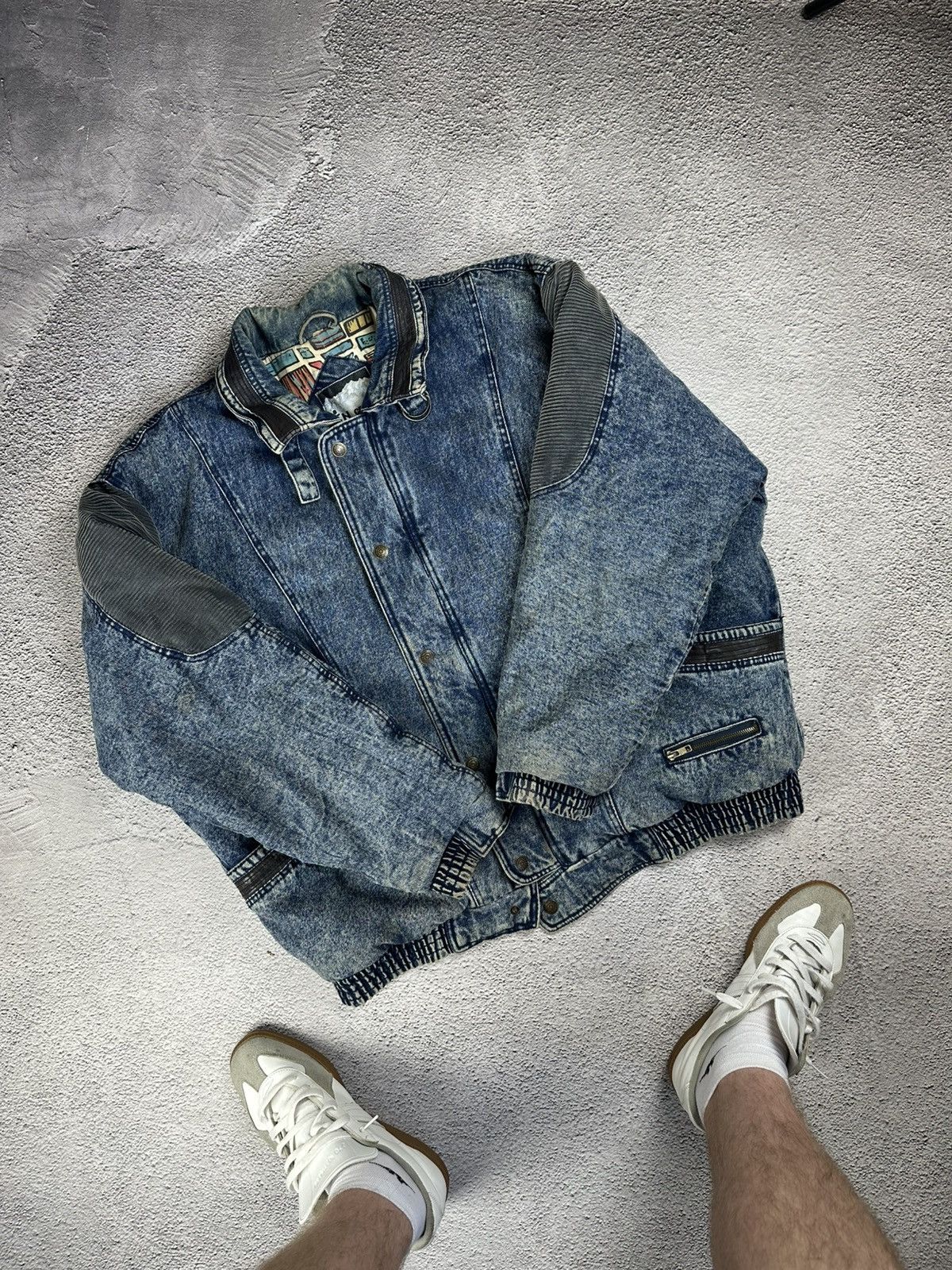 If Six Was Nine Vintage In Crowd Denim Jacket 90s Hip Hop Style Faded Japan Size US XL / EU 56 / 4 - 1 Thumbnail