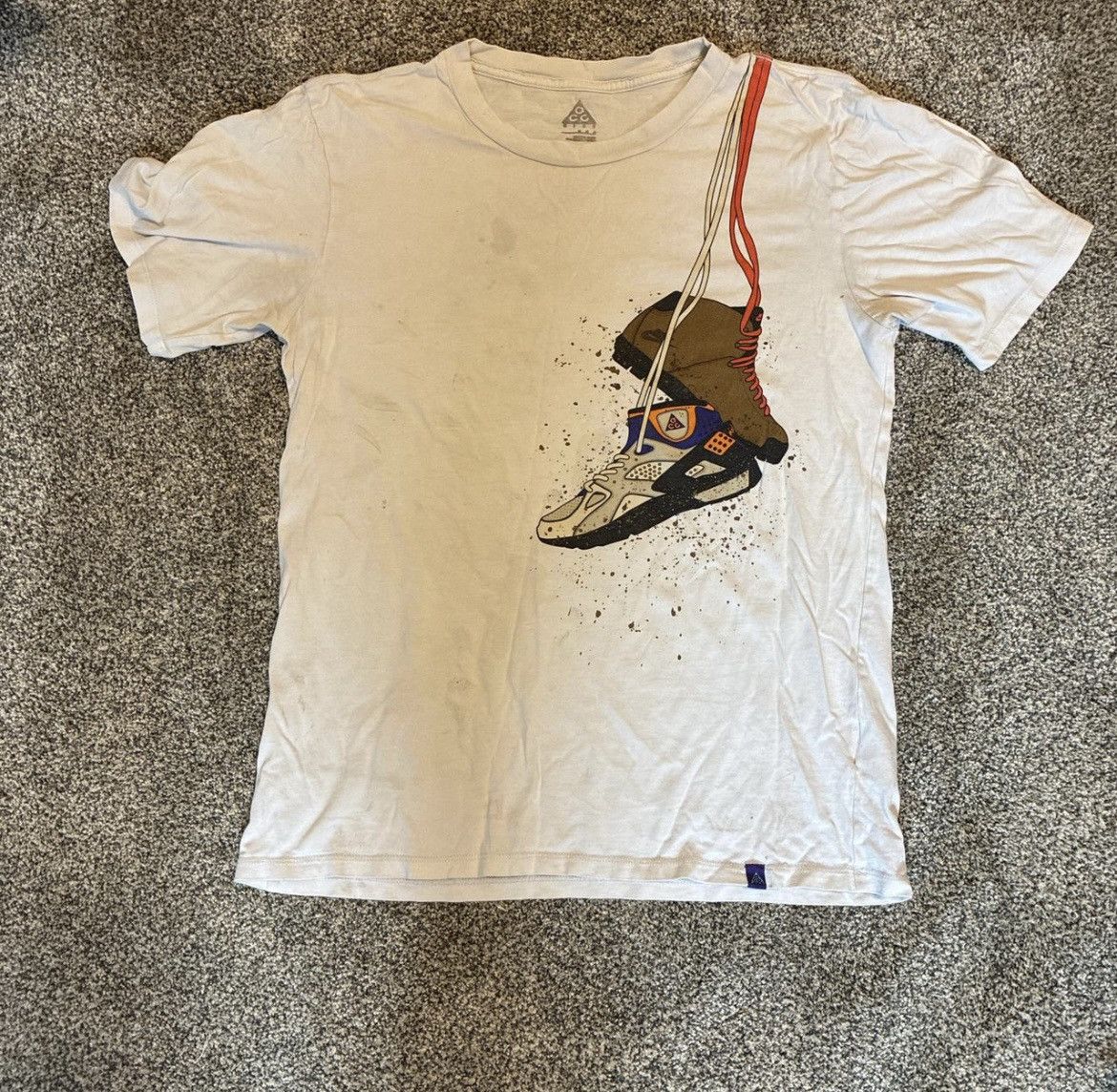 Nike × Nike ACG × Vintage Vintage 90s Nike Graphic tee Size US M / EU 48-50 / 2 - 1 Thumbnail