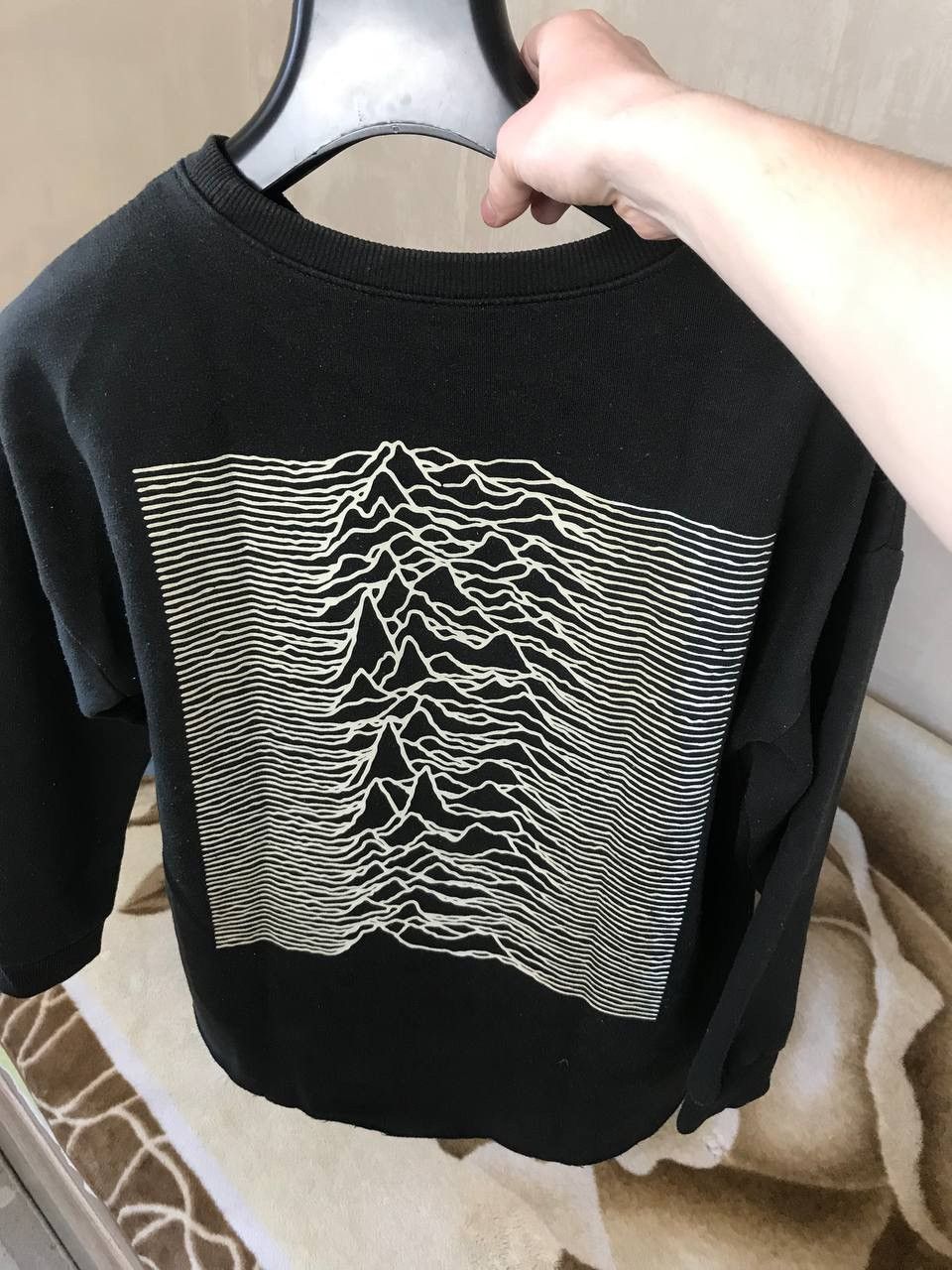 Band Tees 🔥 JOY DIVISION x ZARA UNKNOWN PLEASURES SWEATSHIRT Pullover Size US M / EU 48-50 / 2 - 6 Thumbnail