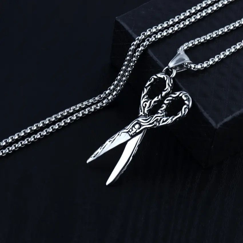 Jewelry × Vintage Vintage Hair Stylist Scissors Necklace Pendant Size ONE SIZE - 5 Thumbnail