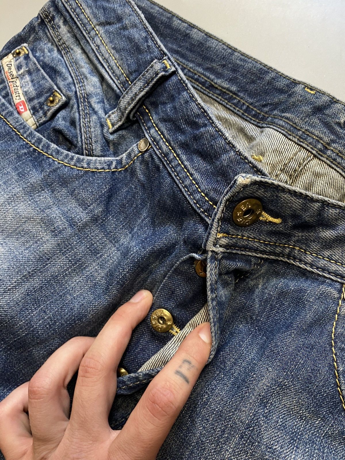 Diesel Diesel vintage denim pants rare print Size US 34 / EU 50 - 6 Thumbnail
