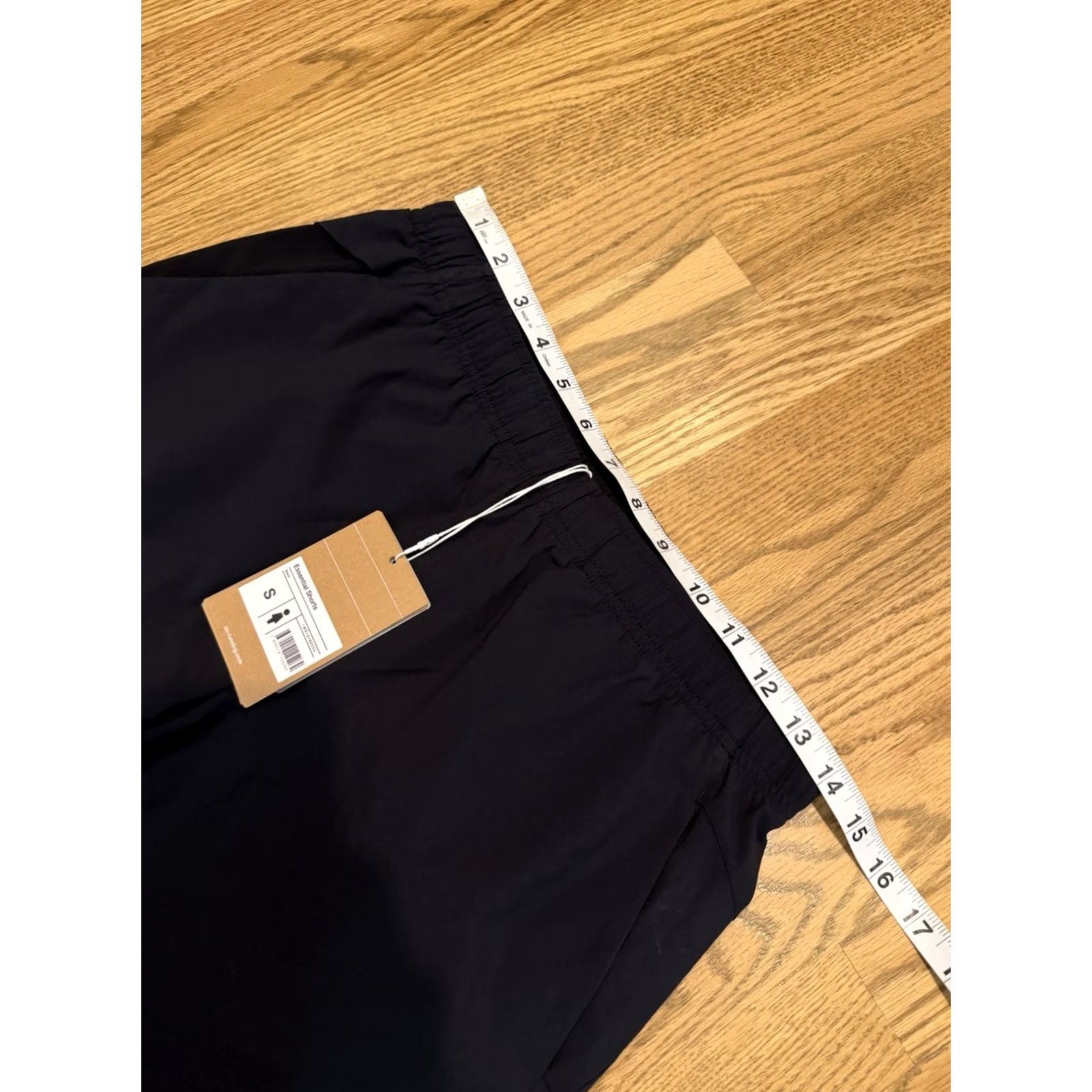 Vintage On Cloud Essential Shorts Womens Small Black Drawstring Pockets Lined NWT Size 28" / US 6 / IT 42 - 6 Thumbnail