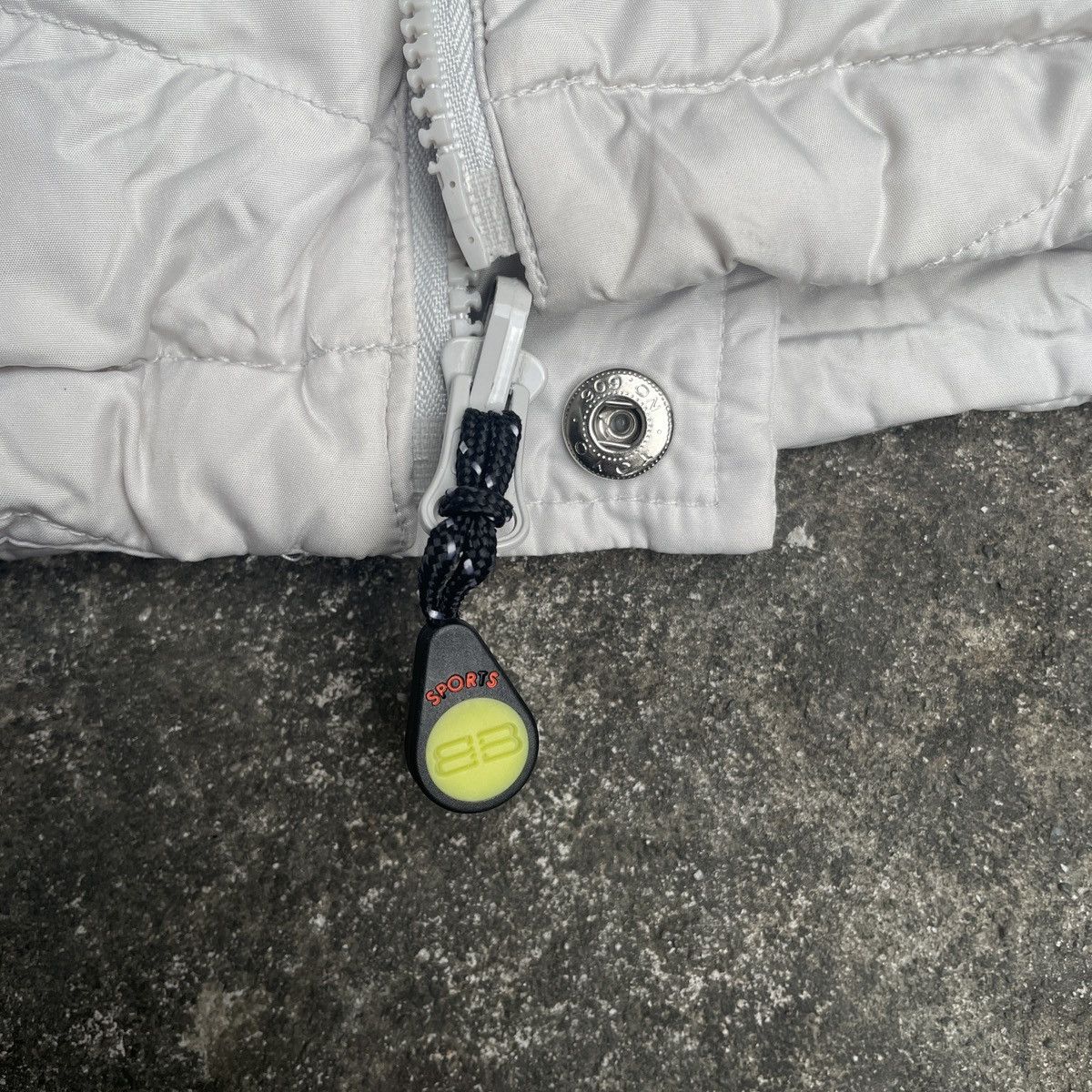 Balenciaga Balenciaga Sports Reversible Puffer Hooded Jacket Size M / US 6-8 / IT 42-44 - 6 Thumbnail