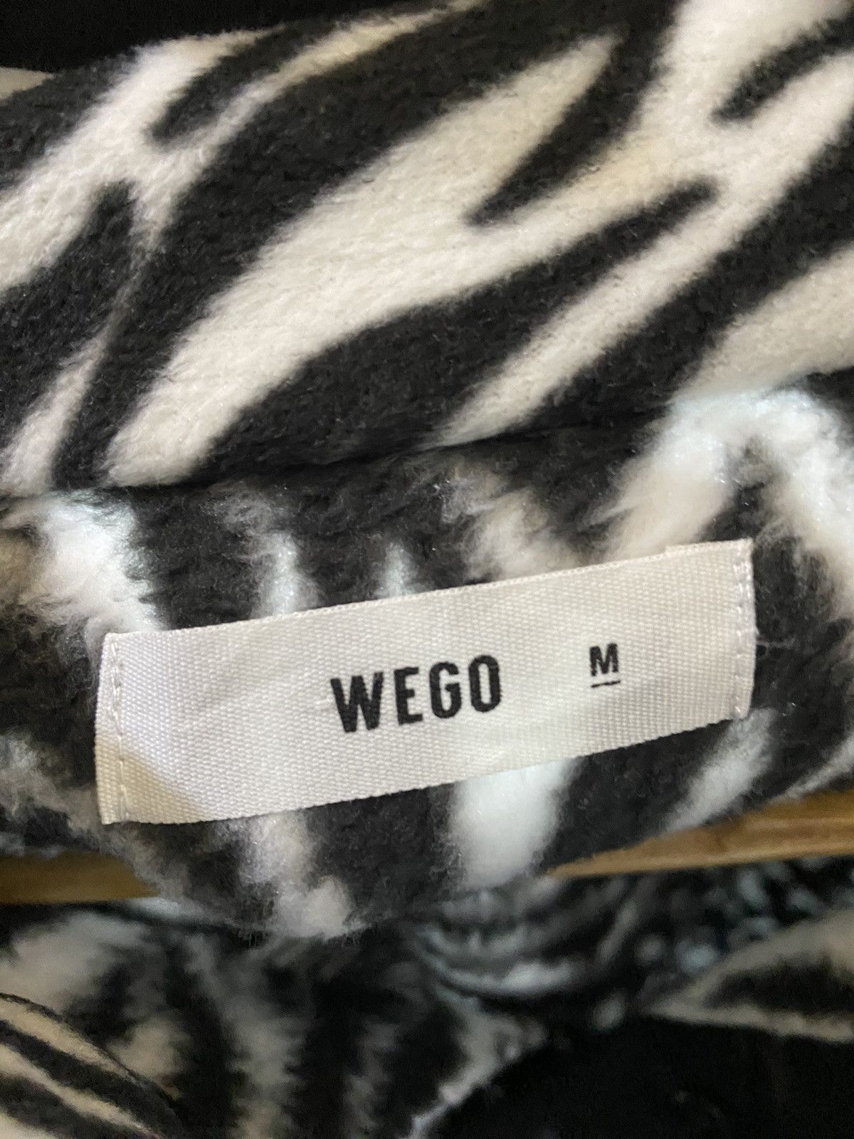 Japanese Brand Wego printed Fleece Wear Size US M / EU 48-50 / 2 - 12 Thumbnail