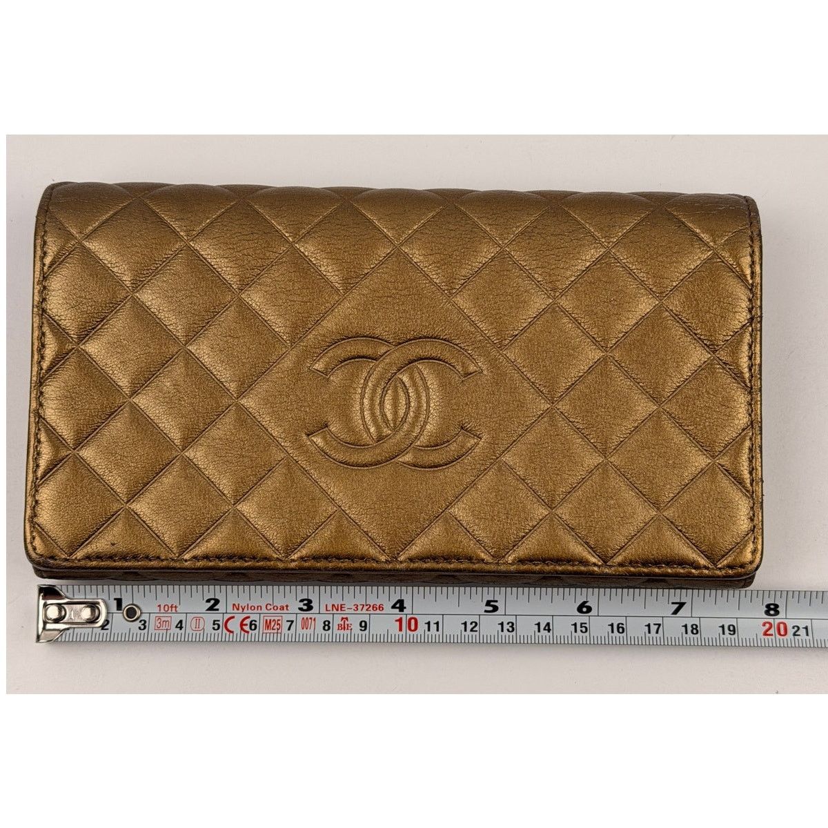 Chanel CHANEL Coco Mark Gold Matelasse Flap Wallet Size ONE SIZE - 13 Thumbnail