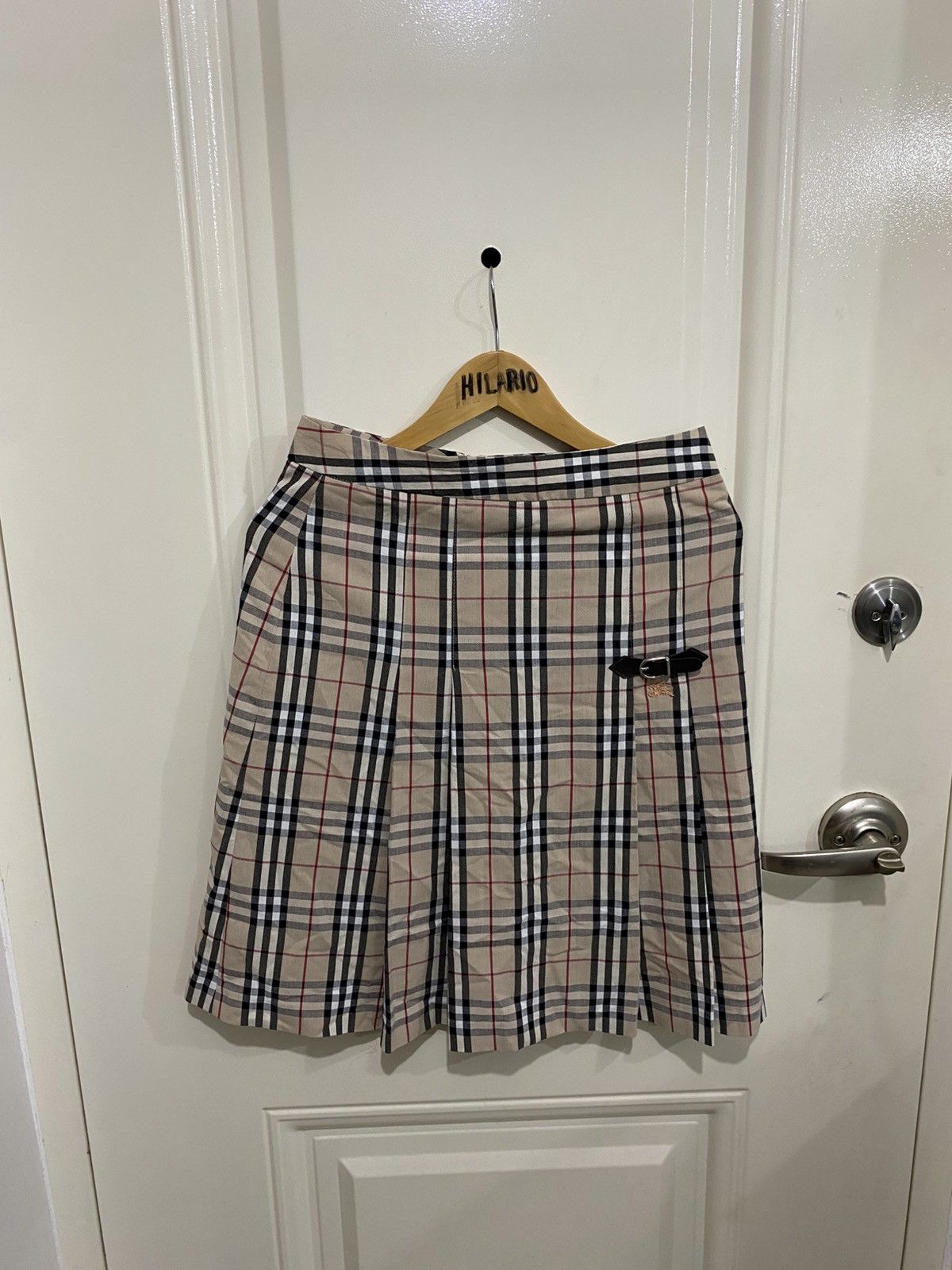 Burberry Burberry Nova Check Knee Length Skirt Size 28" / US 6 / IT 42 - 1 Thumbnail